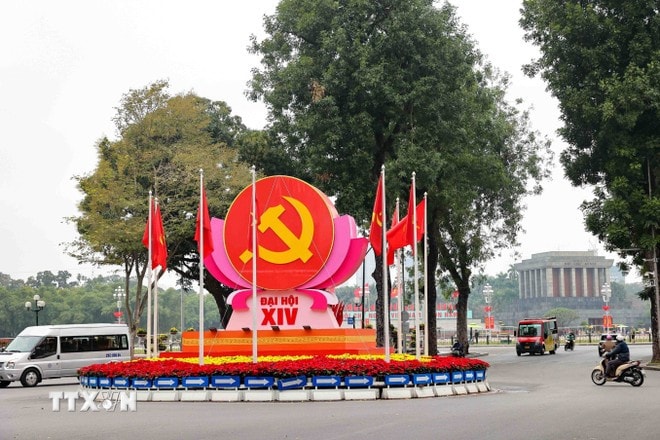 14th-congress-decorations-hanoi-vna.jpg