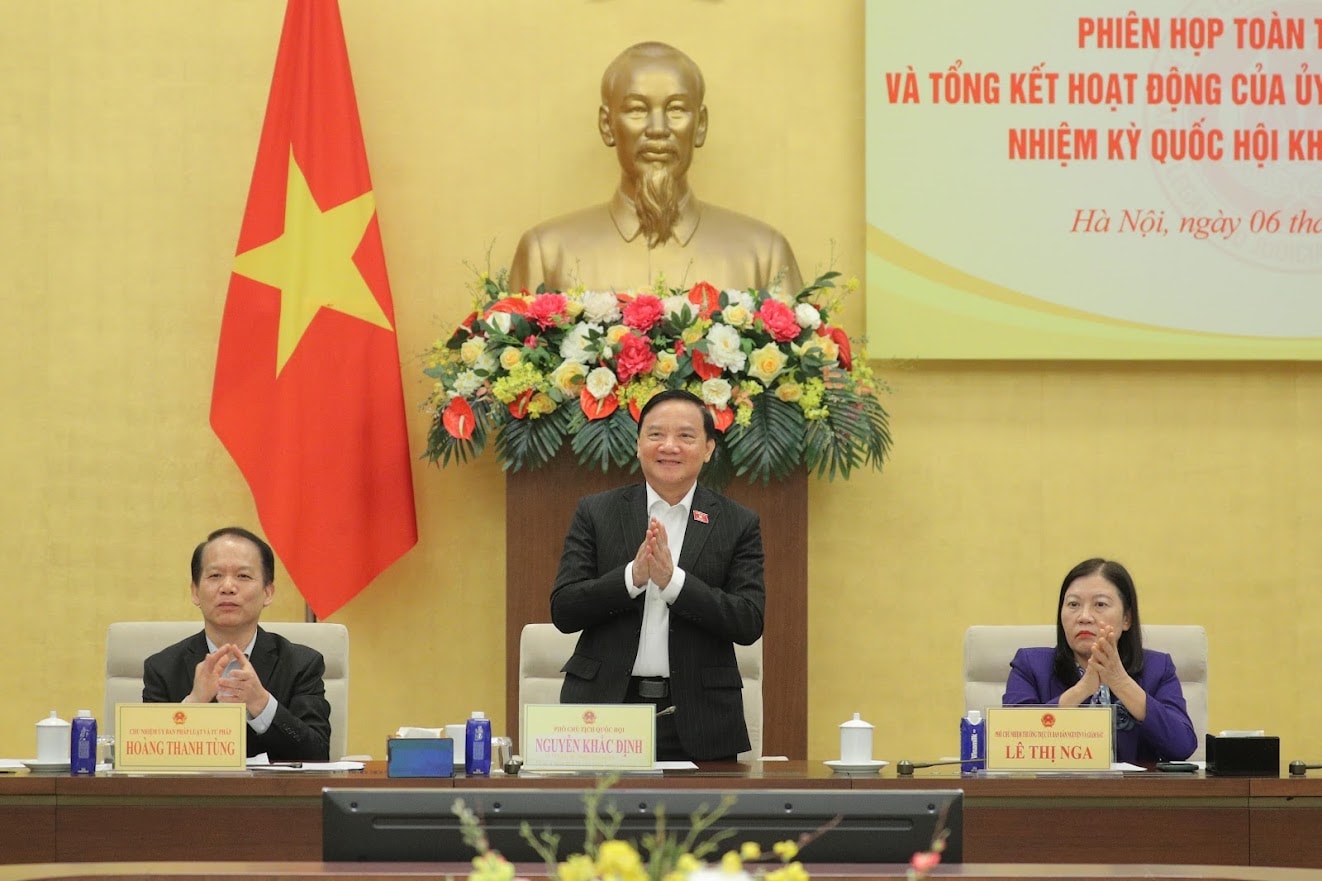 Phó Chủ tịch Quốc hội Nguyễn Khắc Định dự buổi Tổng kết hoạt động của Ủy ban Pháp luật và Tư pháp