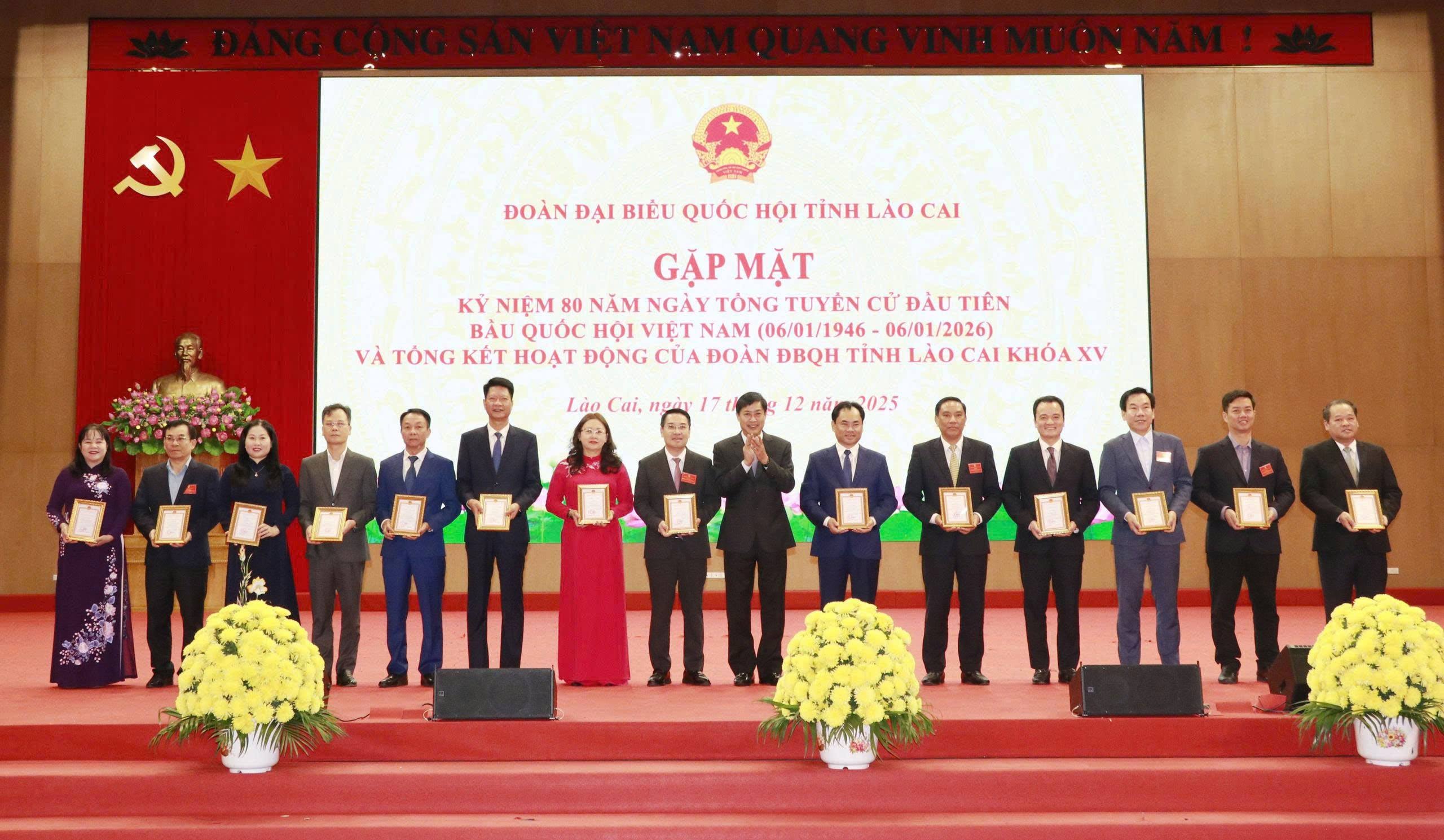 traokyniemchuongqh.jpg