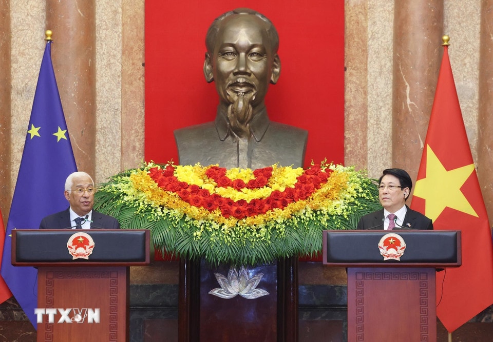 viet-nam-va-eu-nang-cap-quan-he-len-doi-tac-chien-luoc-toan-dien-3 (1)