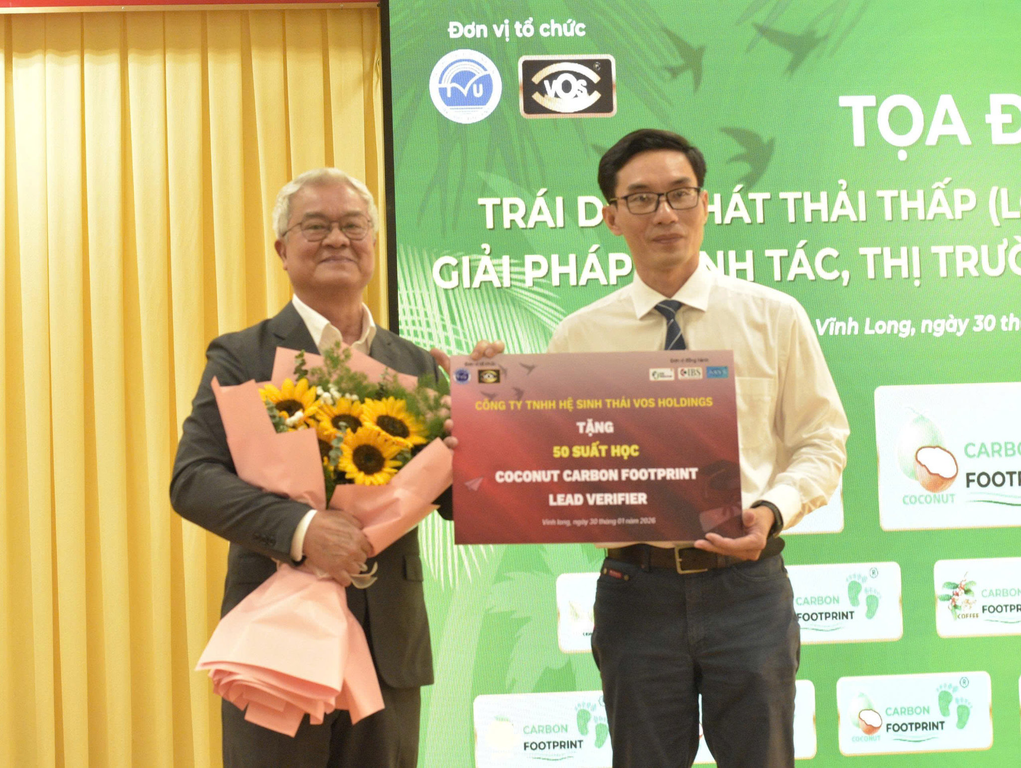 trao học bong