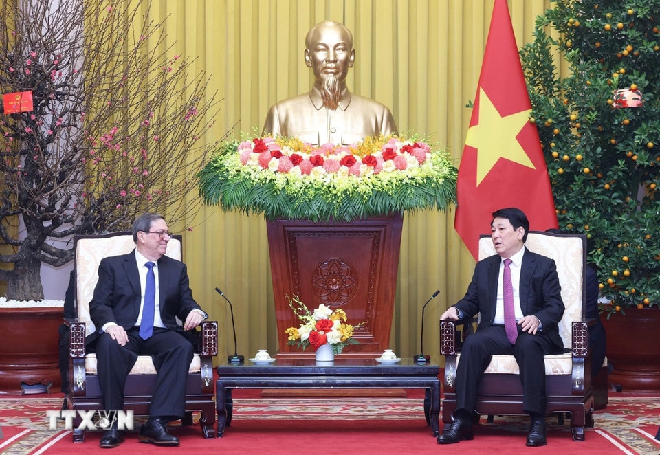 chu-tich-nuoc-tiep-dac-phai-vien-dang-nha-nuoc-cuba-bo-truong-ngoai-giao-cuba-03-3.jpg