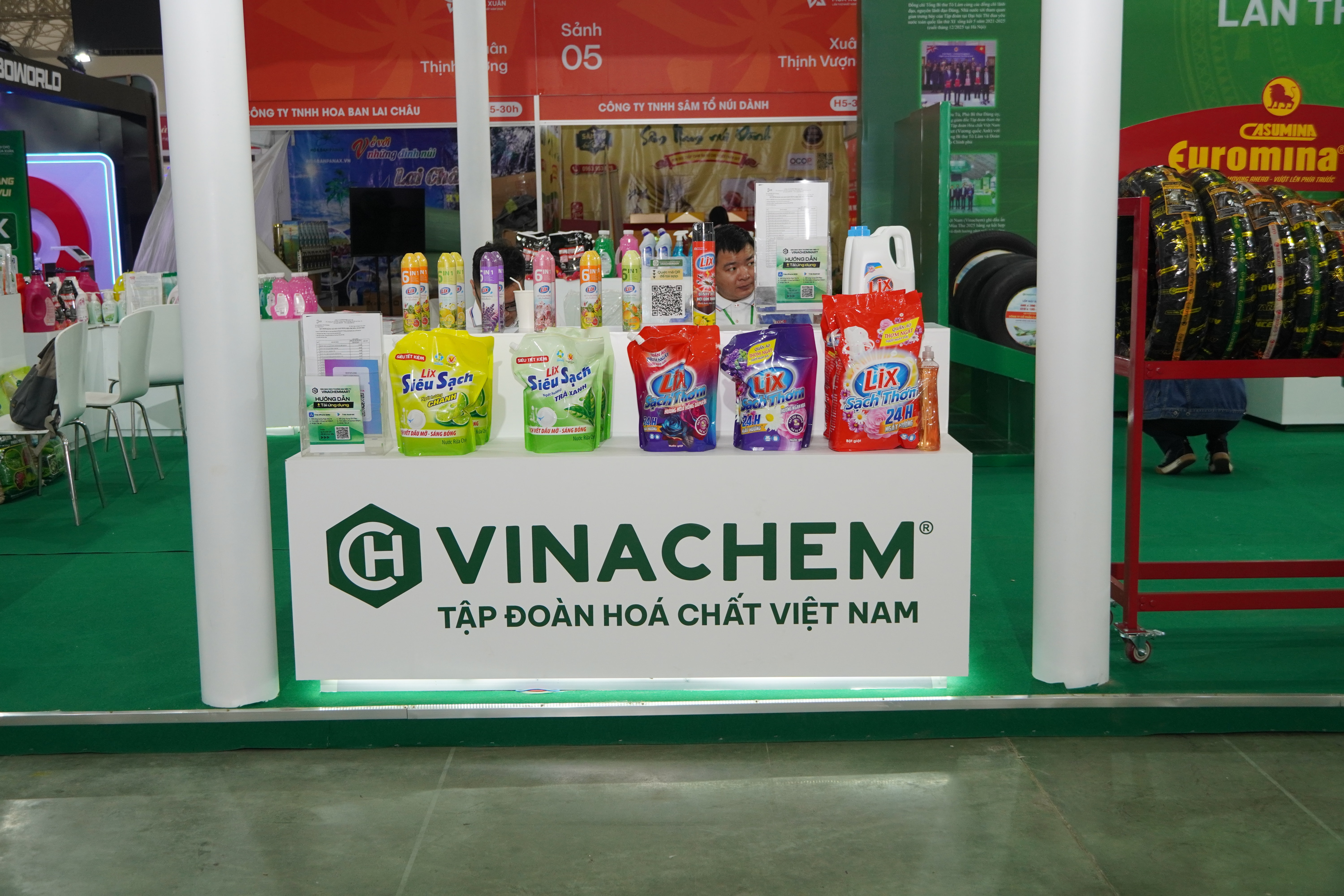 Khu trưng bày của Vinachem