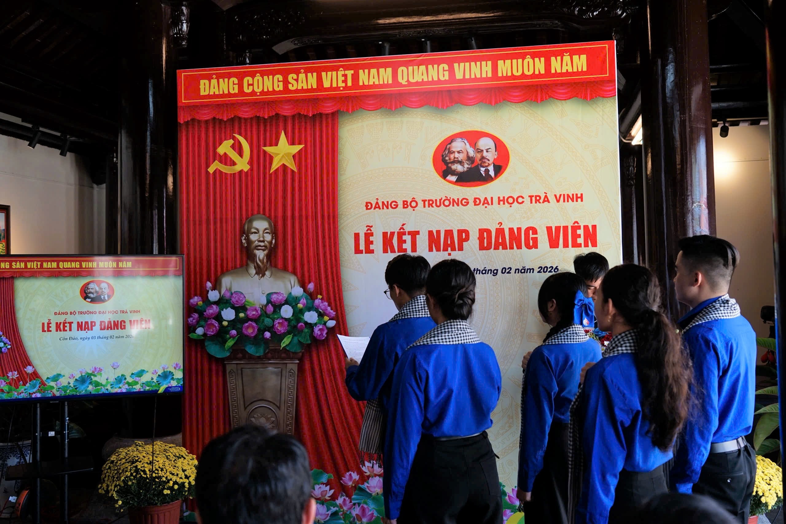 sinh vien DH Tra Vinh