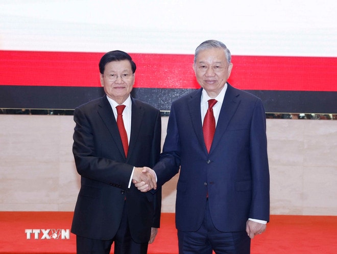 ttxvn-tong-bi-thu-to-lam-va-tong-bi-thu-chu-tich-nuoc-lao-chu-tri-hoi-nghi-thong-bao-ket-qua-dai-hoi-xiv-cua-dang-cong-san-viet-nam-7.jpg