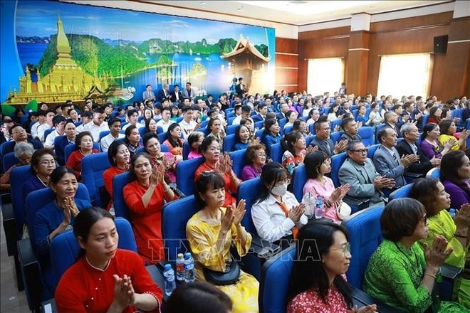 cong-dong-nguoi-viet.jpg