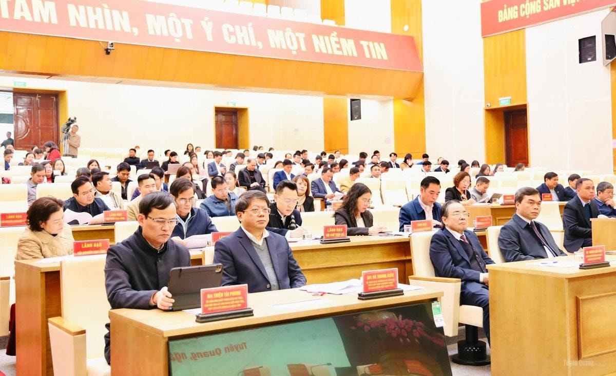 Delegates attending the second consultative conference.
