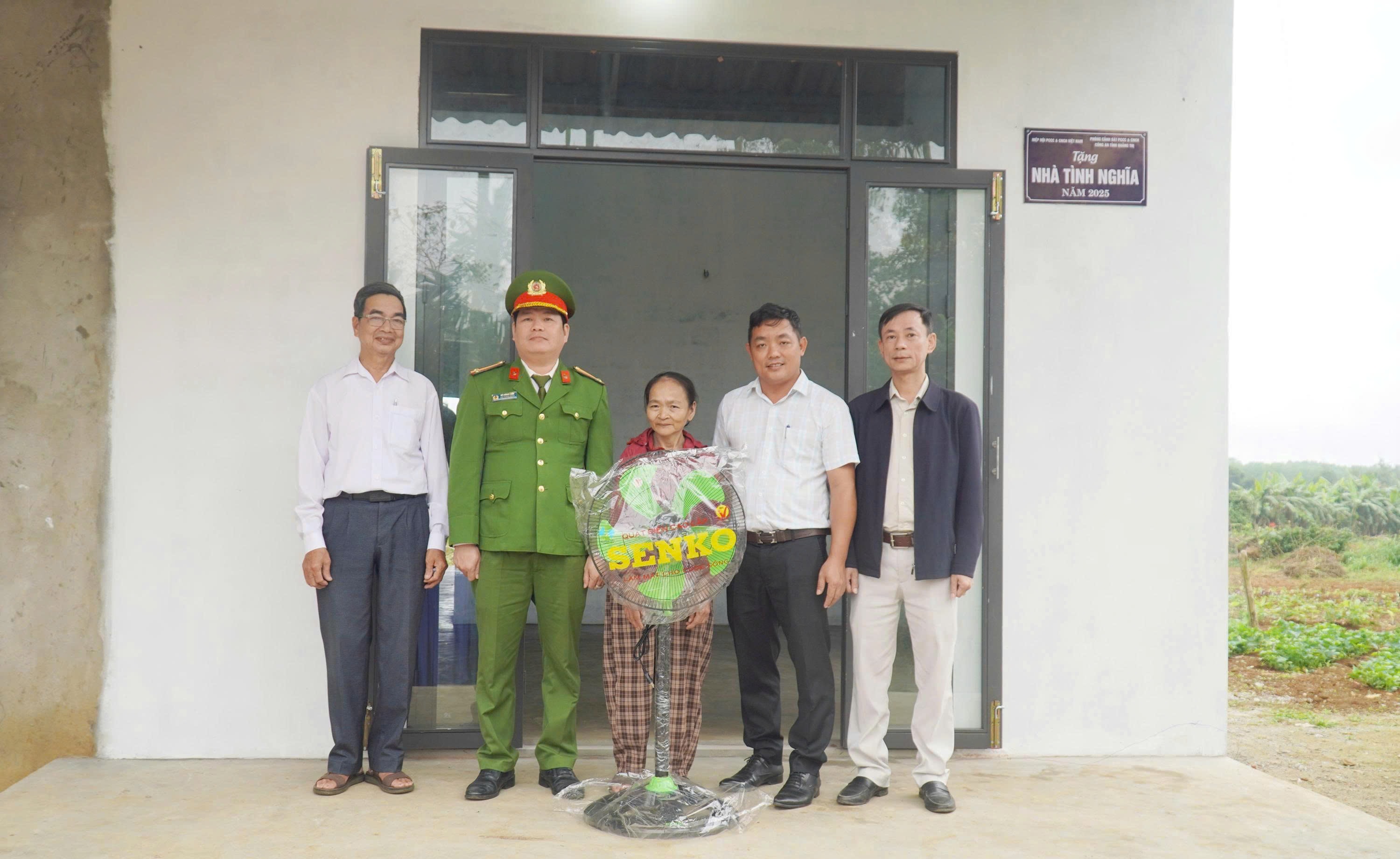 tang nha tinh nghia