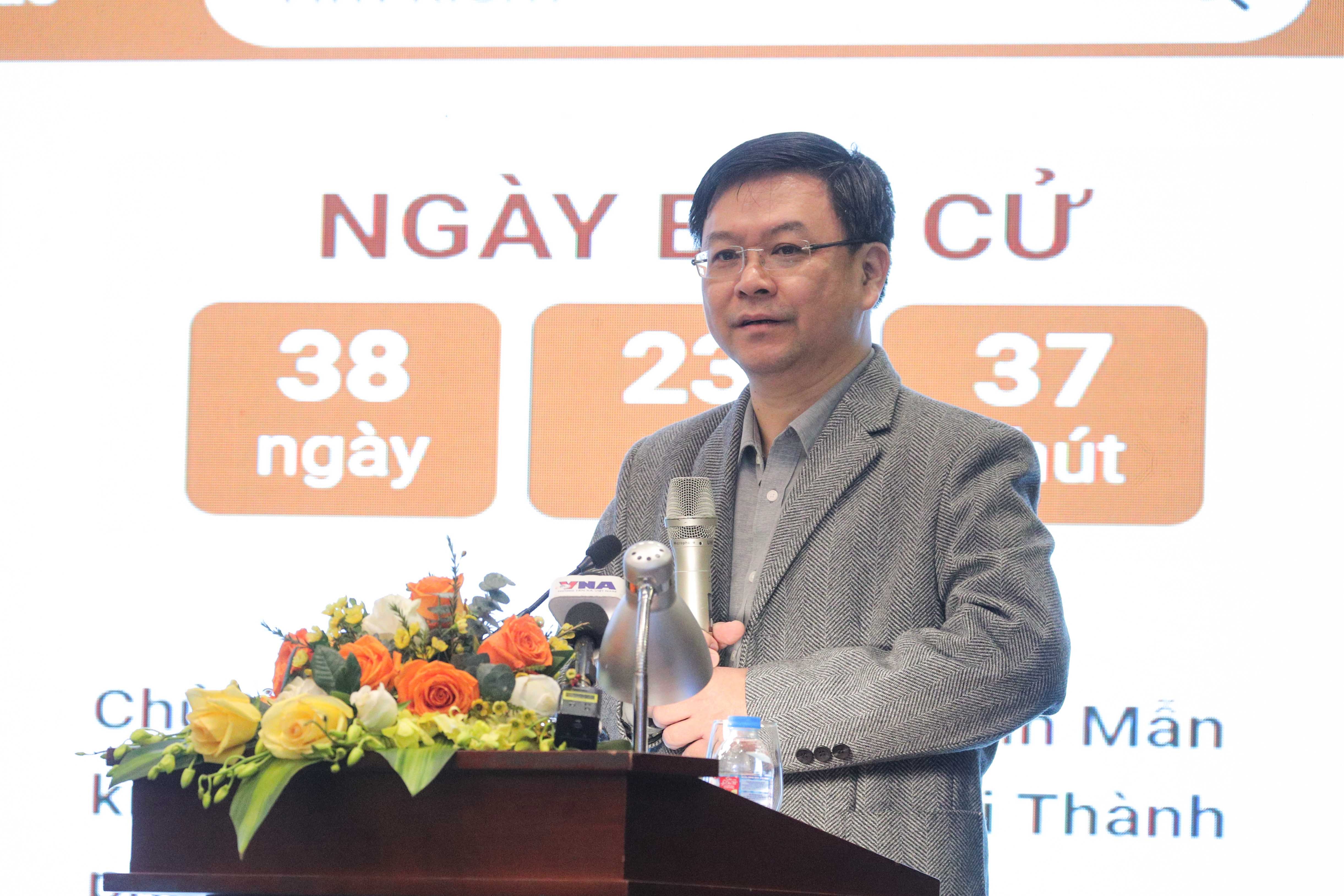 Vụ trưởng Vụ Công tác đại biểu Nguyễn Hải Long giới thiệu chuyên đề