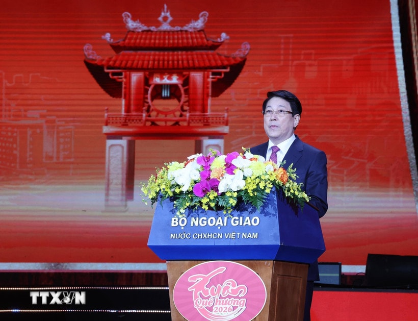Chủ tịch nước Lương Cường phát biểu chào mừng, chúc Tết kiều bào. (Ảnh: Lâm Khánh/TTXVN)