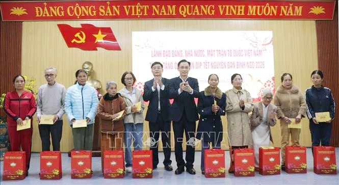 hoai-trung-a2.jpg