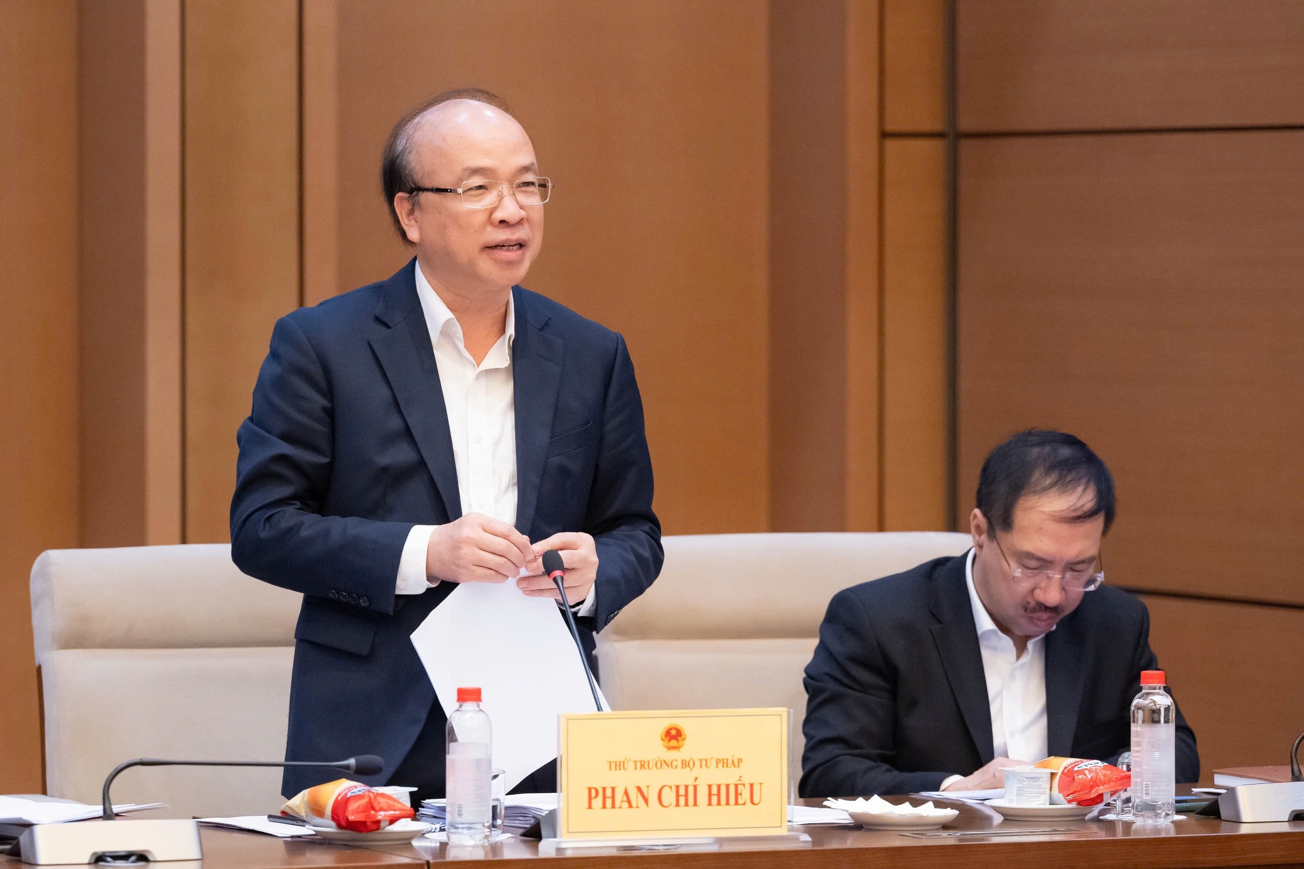 Thứ trưởng Bộ Tư pháp Phan Chí Hiếu