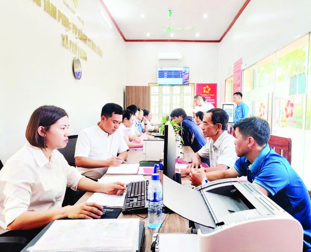 Chuyển đổi số toàn diện ở tỉnh Ninh Bình | Báo Nhân Dân điện tử