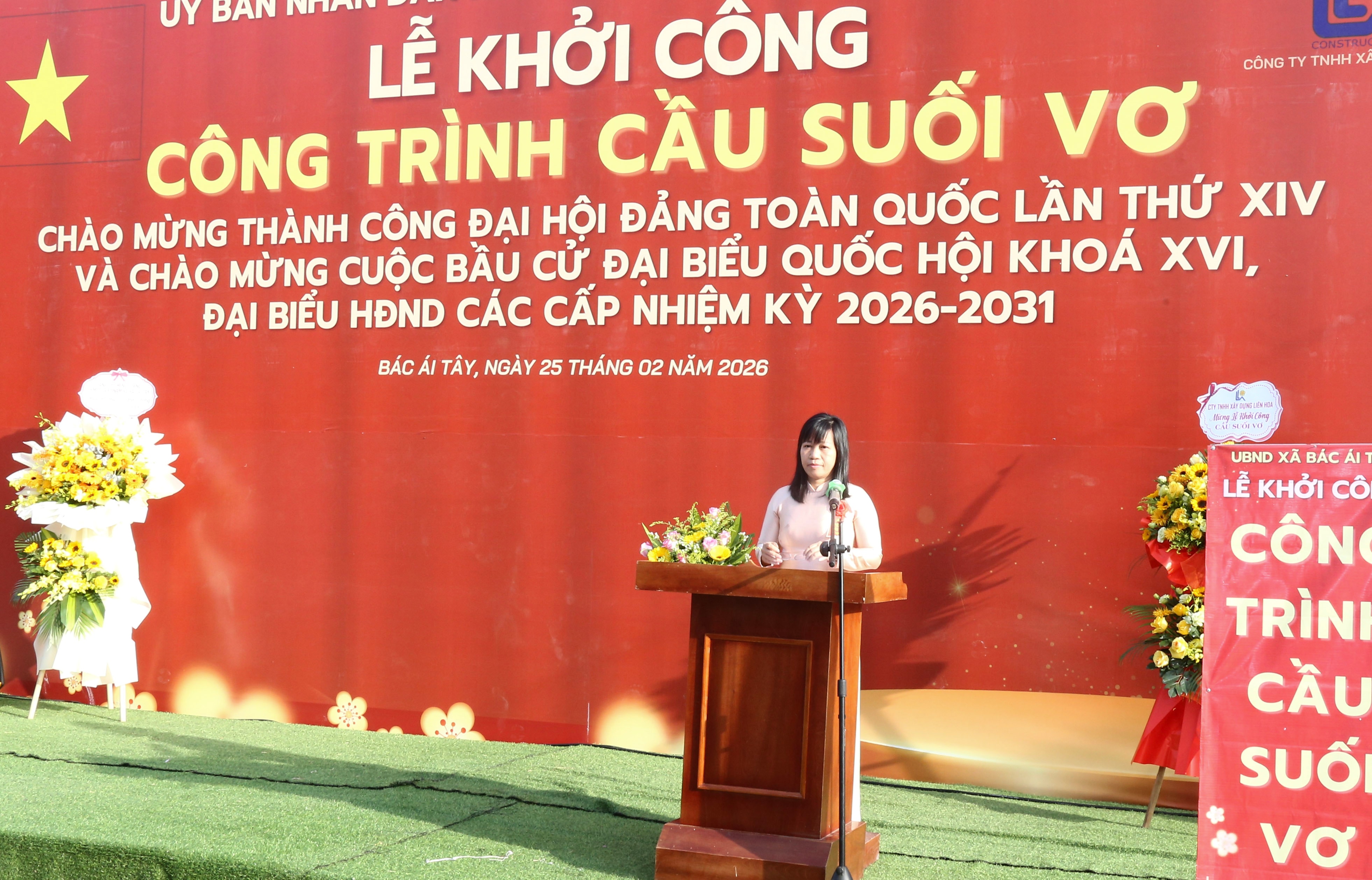 Lãnh đạo xã Bác Ái Tây phát biểu tại lễ khởi công.