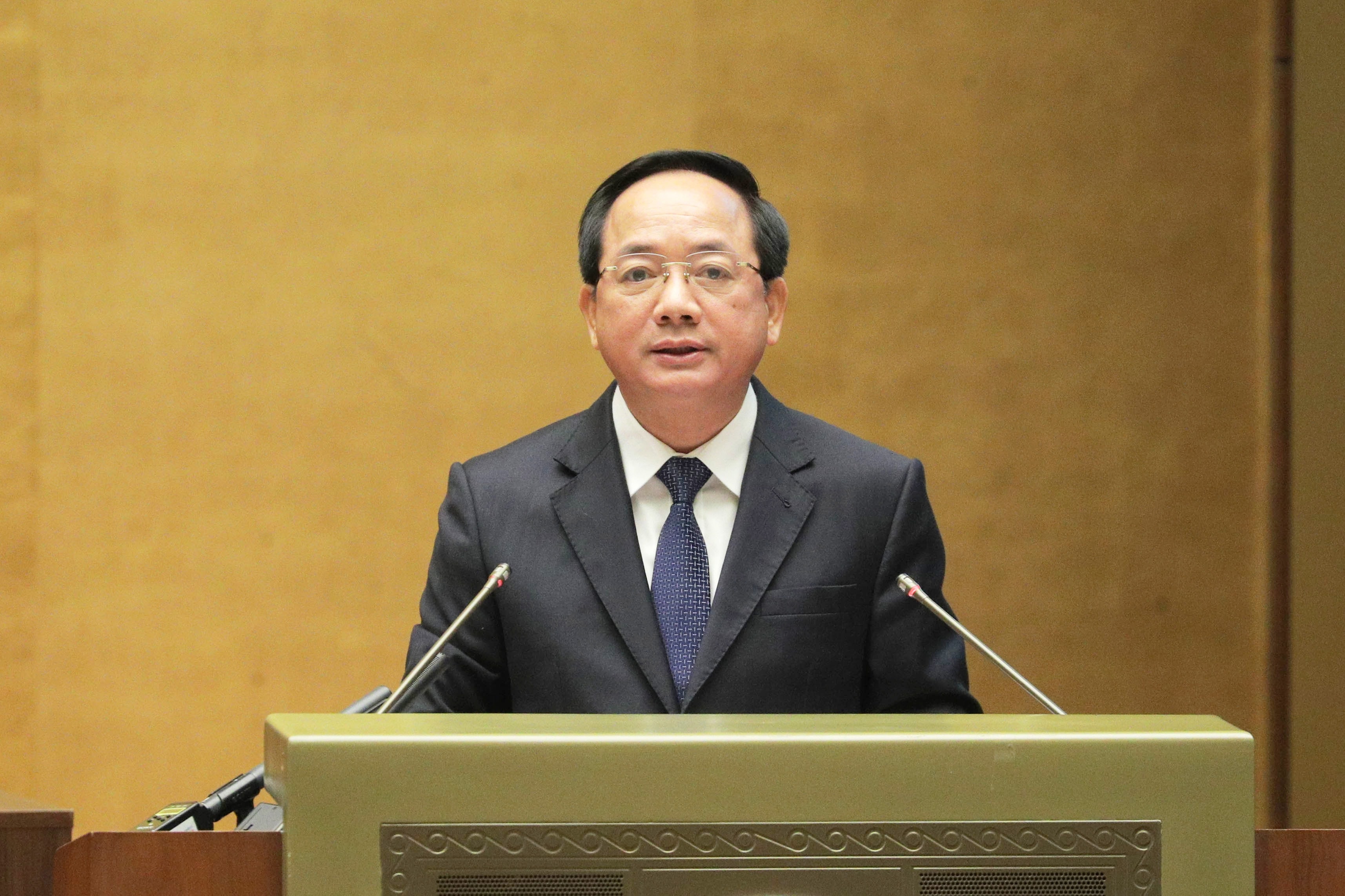 trinh-van-quyet1.jpg
