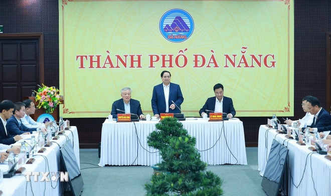 Thủ tướng Phạm Minh Chính làm việc với Ban Thường vụ Thành uỷ Đà Nẵng về tình hình phát triển kinh tế-xã hội. (Ảnh: Dương Giang/TTXVN) ttxvn-thu-tuong-lam-viec-voi-ban-thuong-vu-thanh-uy-da-nang-8612805-2.jpg