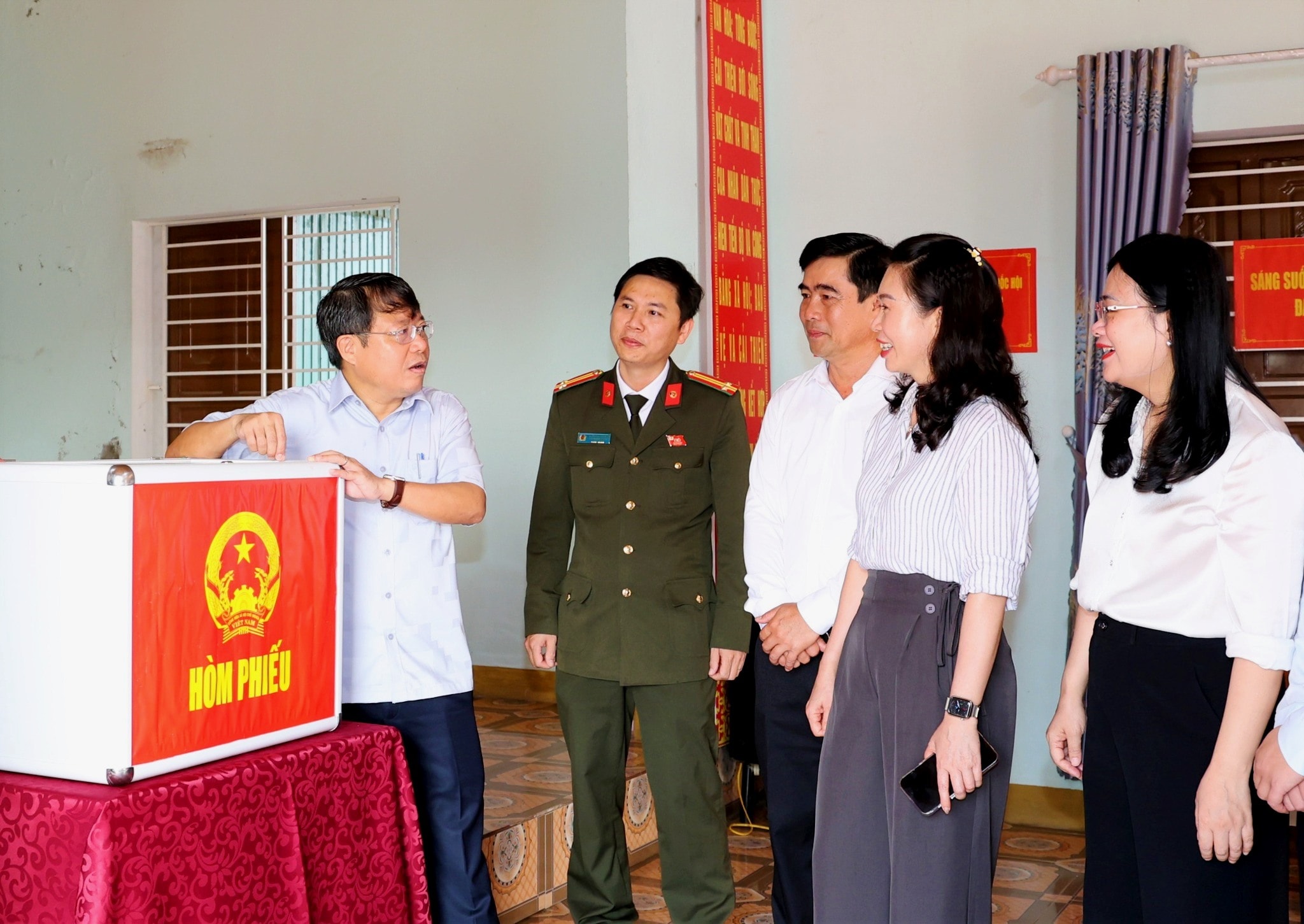 anh 10