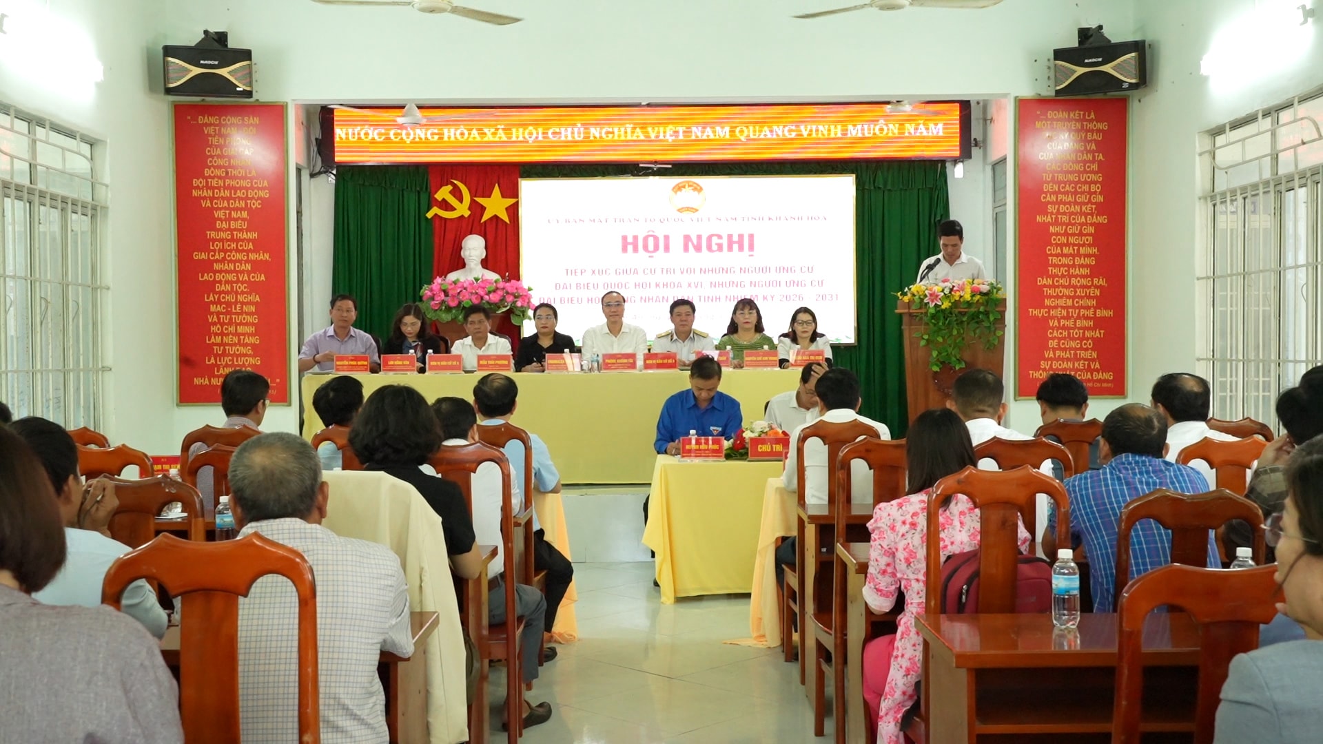 Toàn cảnh hội nghị