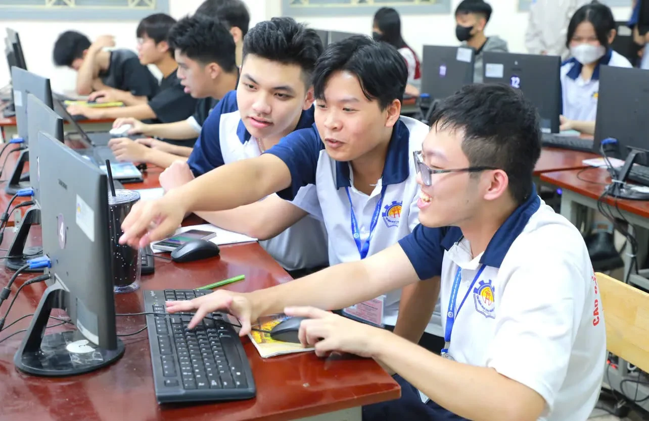 hoc-nghe-tiep-1749748913.webp
