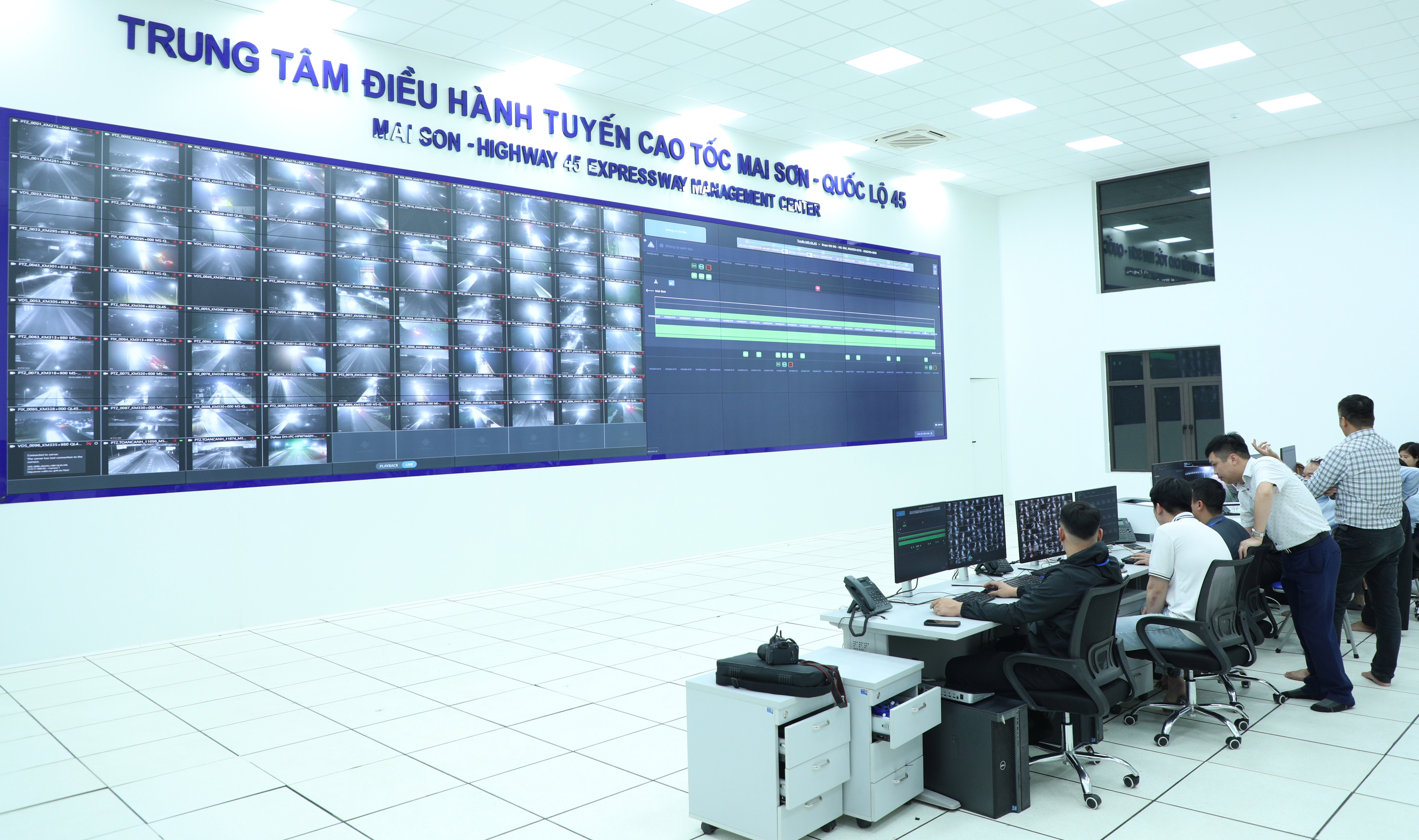 Toàn cảnh Trung tâm điều hành Tuyến cao tốc Mai Sơn - Quốc lộ 45
