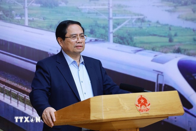 ttxvn-0303-thu-tuong-du-an-quan-trong-quoc-gia-nganh-duong-sat-5.jpg
