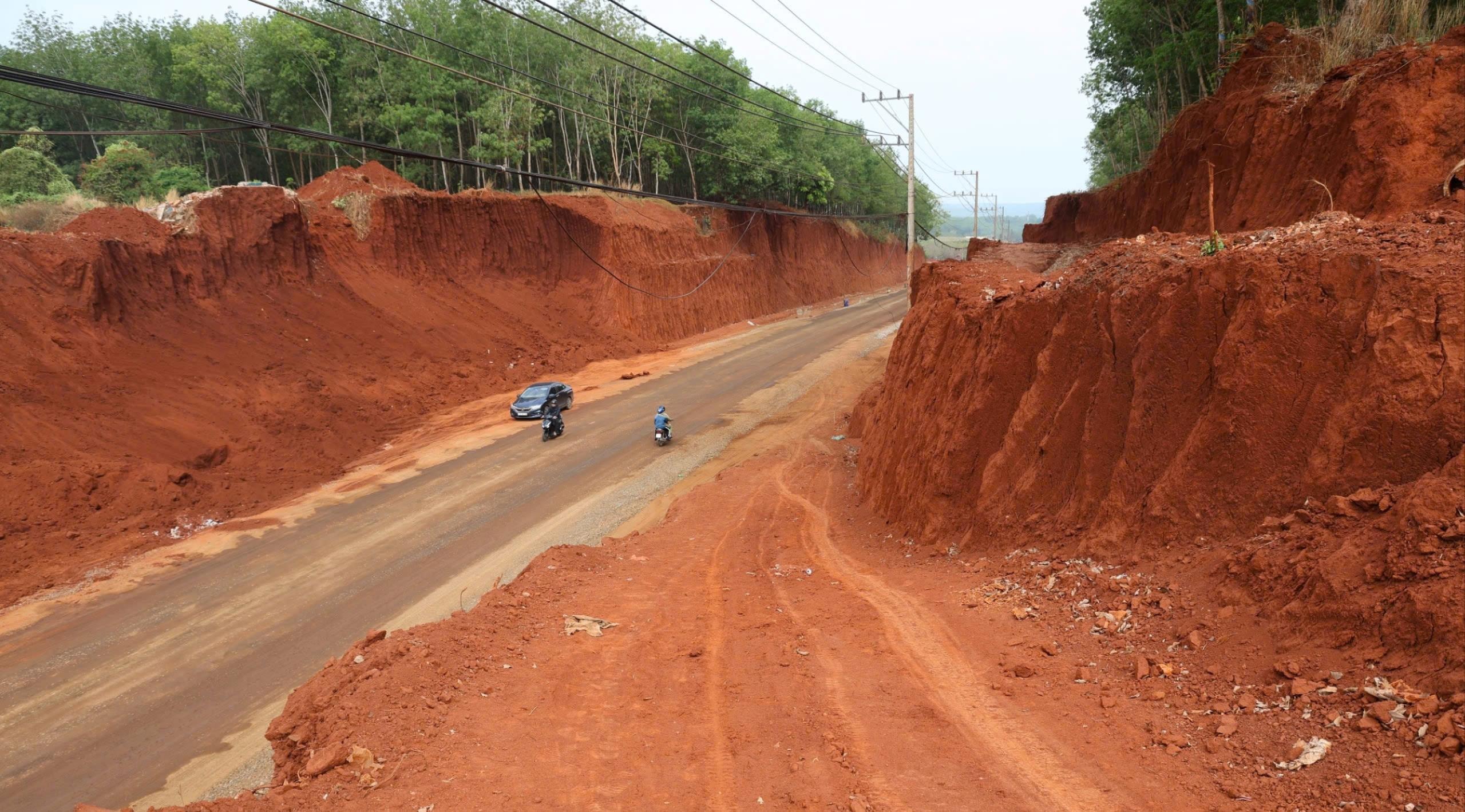 duong-dt.753c(1).jpg