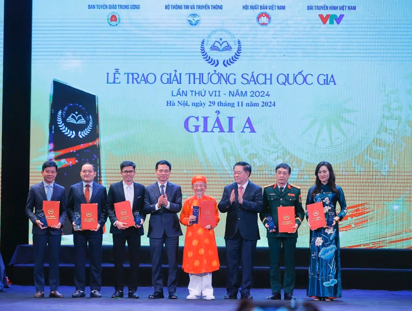 Lễ trao Giải thưởng sách Quốc gia lần thứ VII