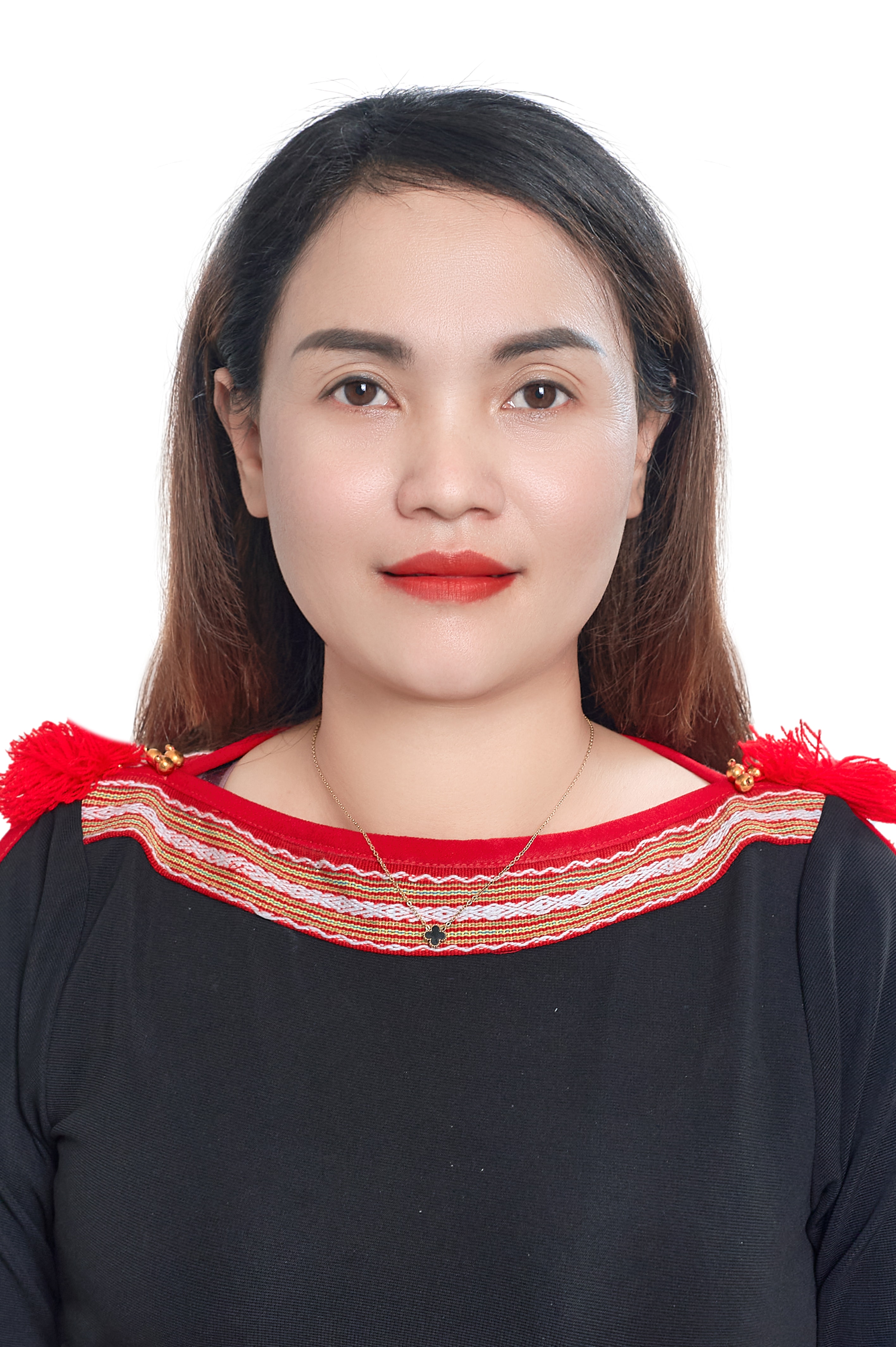 H Thâm Niê
