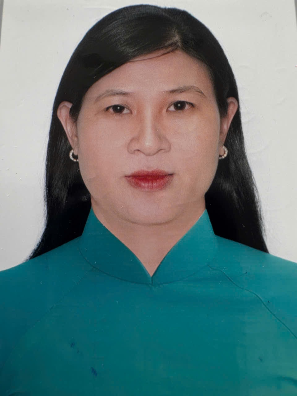 Nguyễn Thị Cẩm