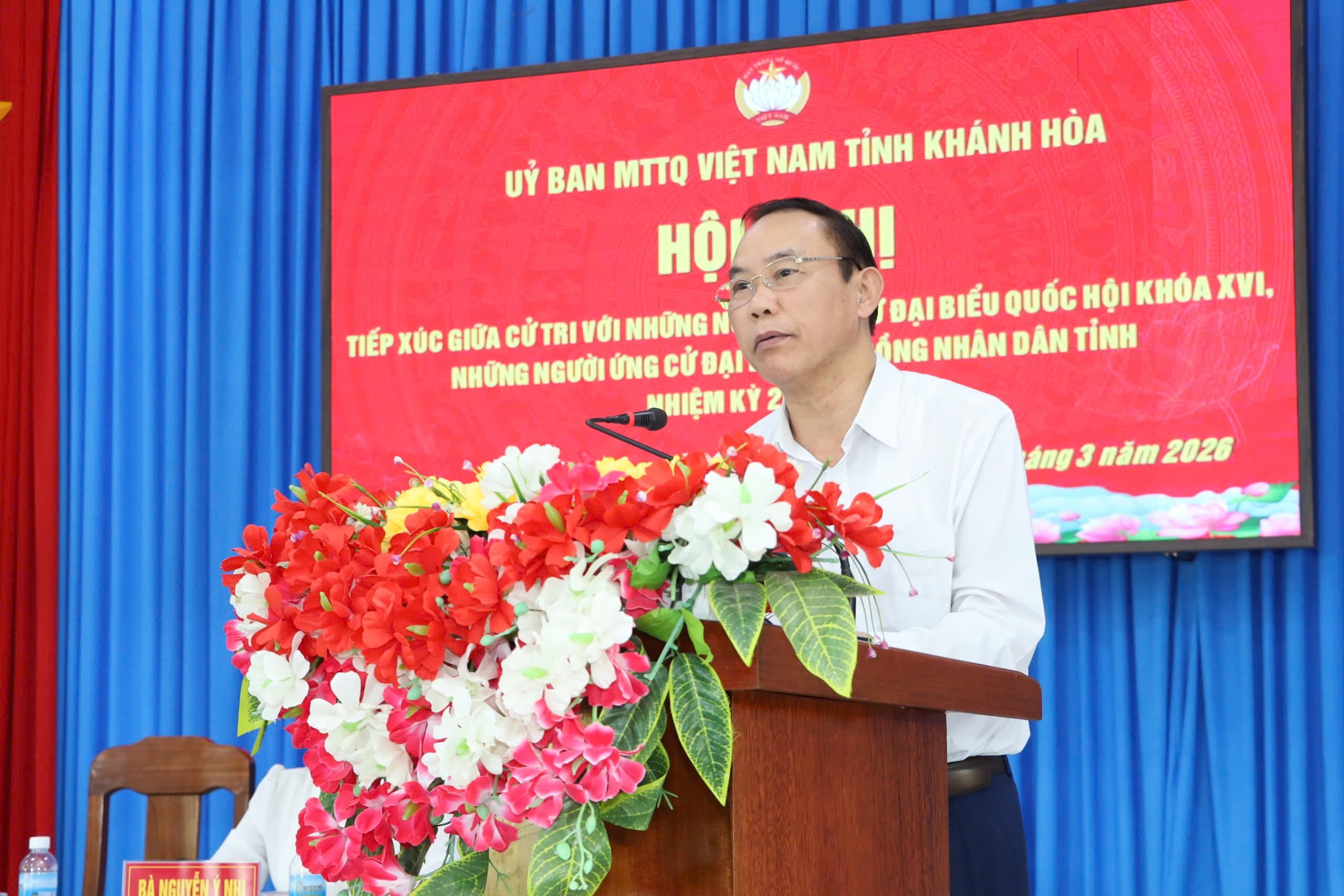 Thứ trưởng Bộ Nông nghiệp và Môi trường, Phó Chủ tịch Hội Thủy sản Việt Nam Phùng Đức Tiến - Người ứng cử đại biểu Quốc hội Khóa XVI phát biểu tại hội nghị