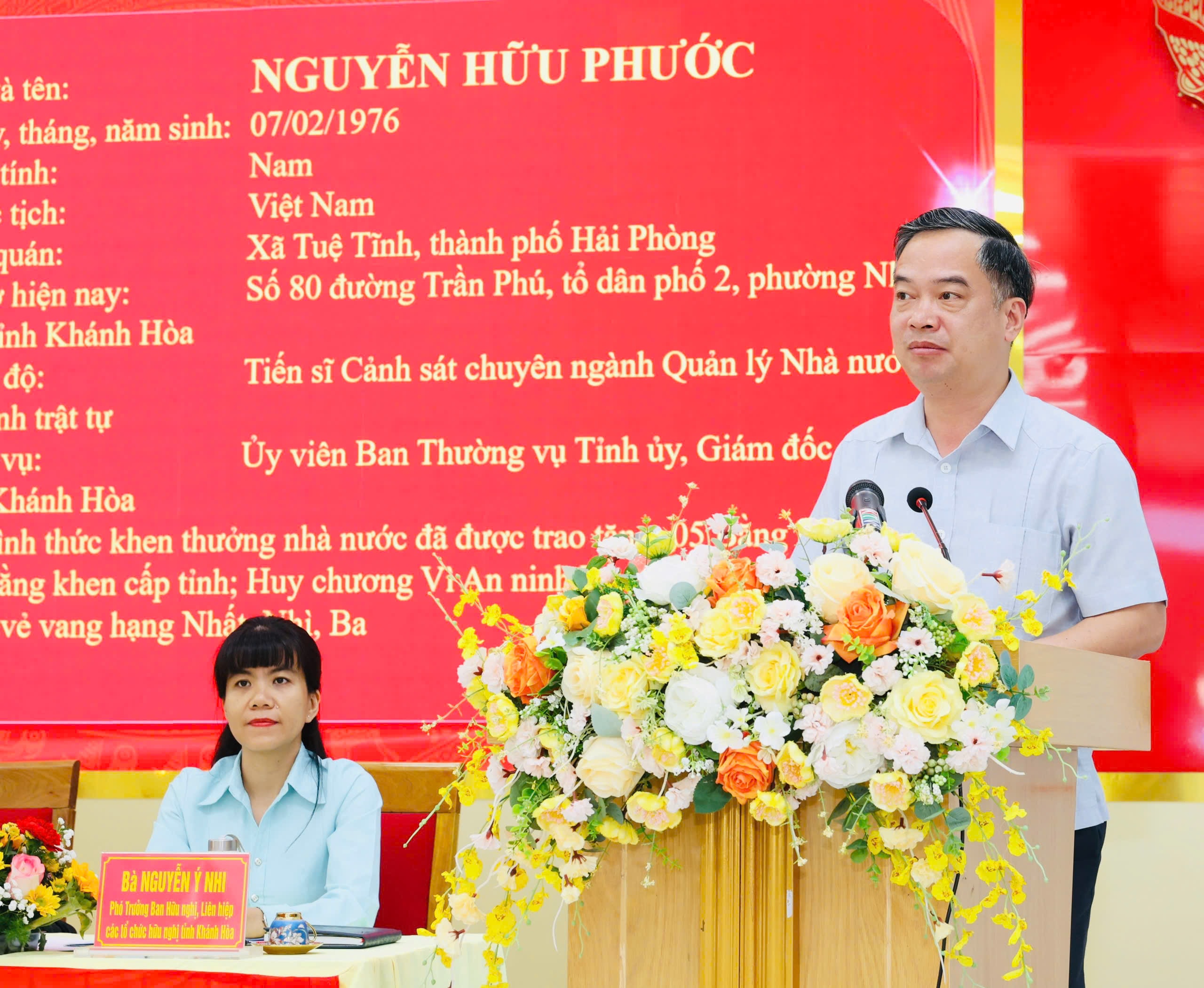 Bí thư Đảng ủy, Giám đốc Công an tỉnh Khánh Hòa Nguyễn Hữu Phước trình bày chương trình hành động tại hội nghị