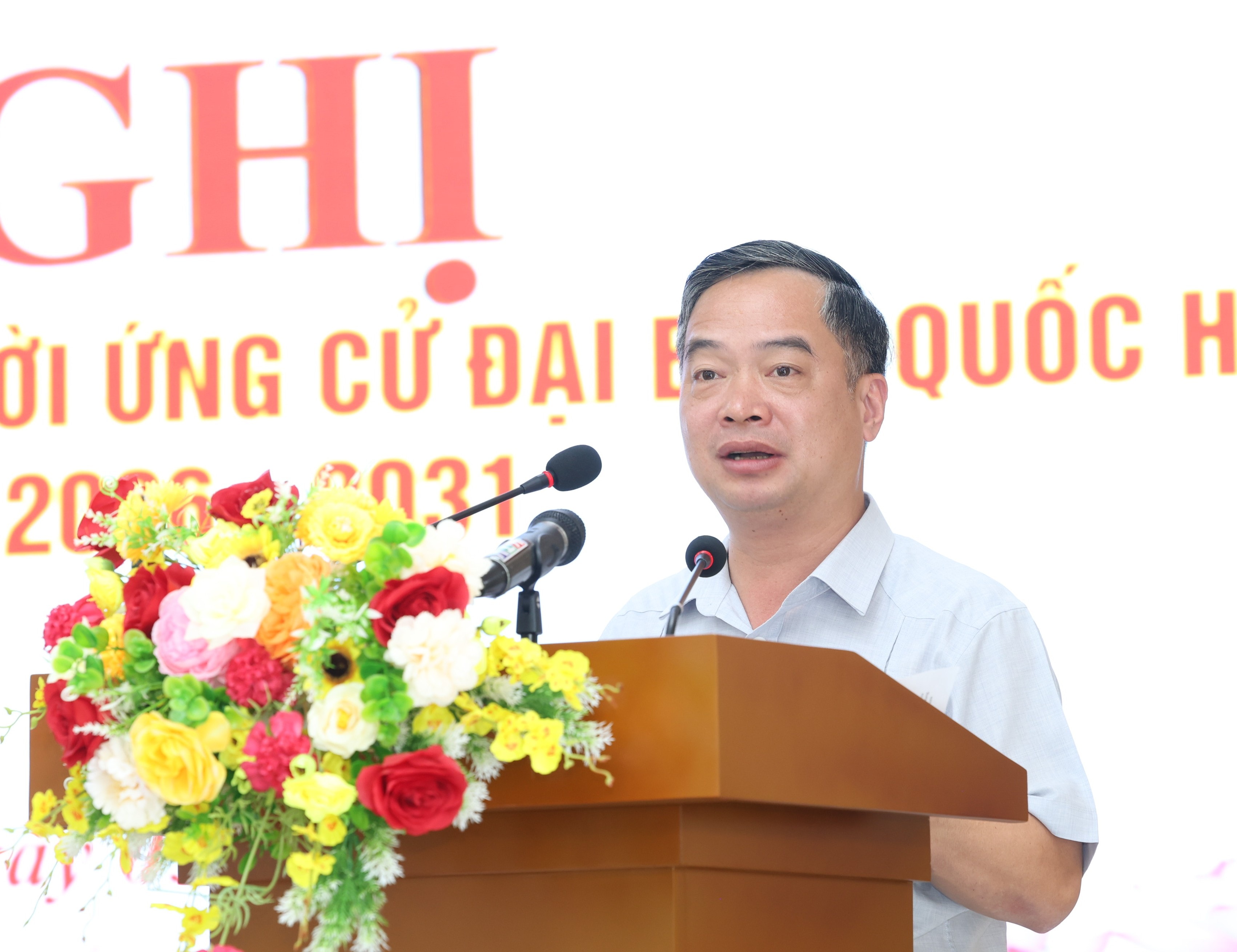 Bí thư Đảng ủy, Giám đốc Công an tỉnh Khánh Hòa Nguyễn Hữu Phước trình bày chương trình hành động tại hội nghị