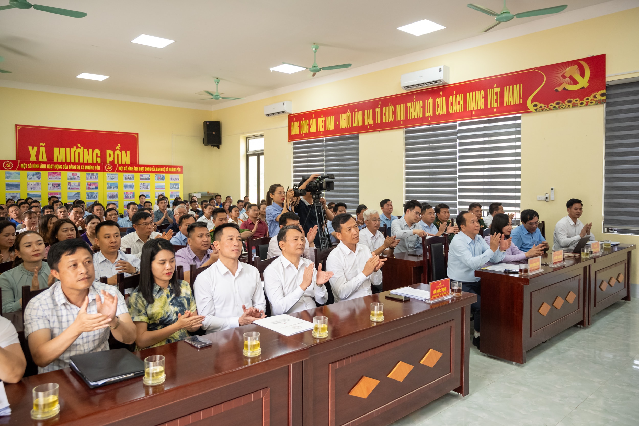 Đại biểu tham dự hội nghị