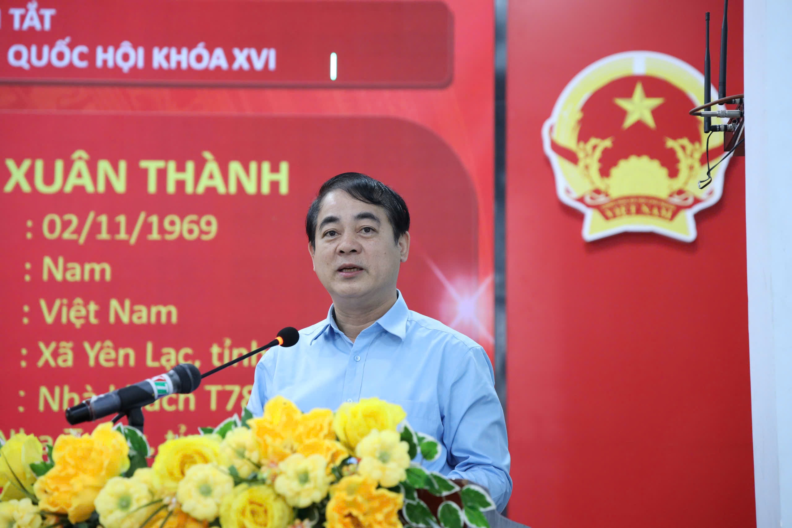 Il segretario provinciale del Partito, Nghiêm Xuân Thành, ha presentato il programma d'azione alla conferenza.