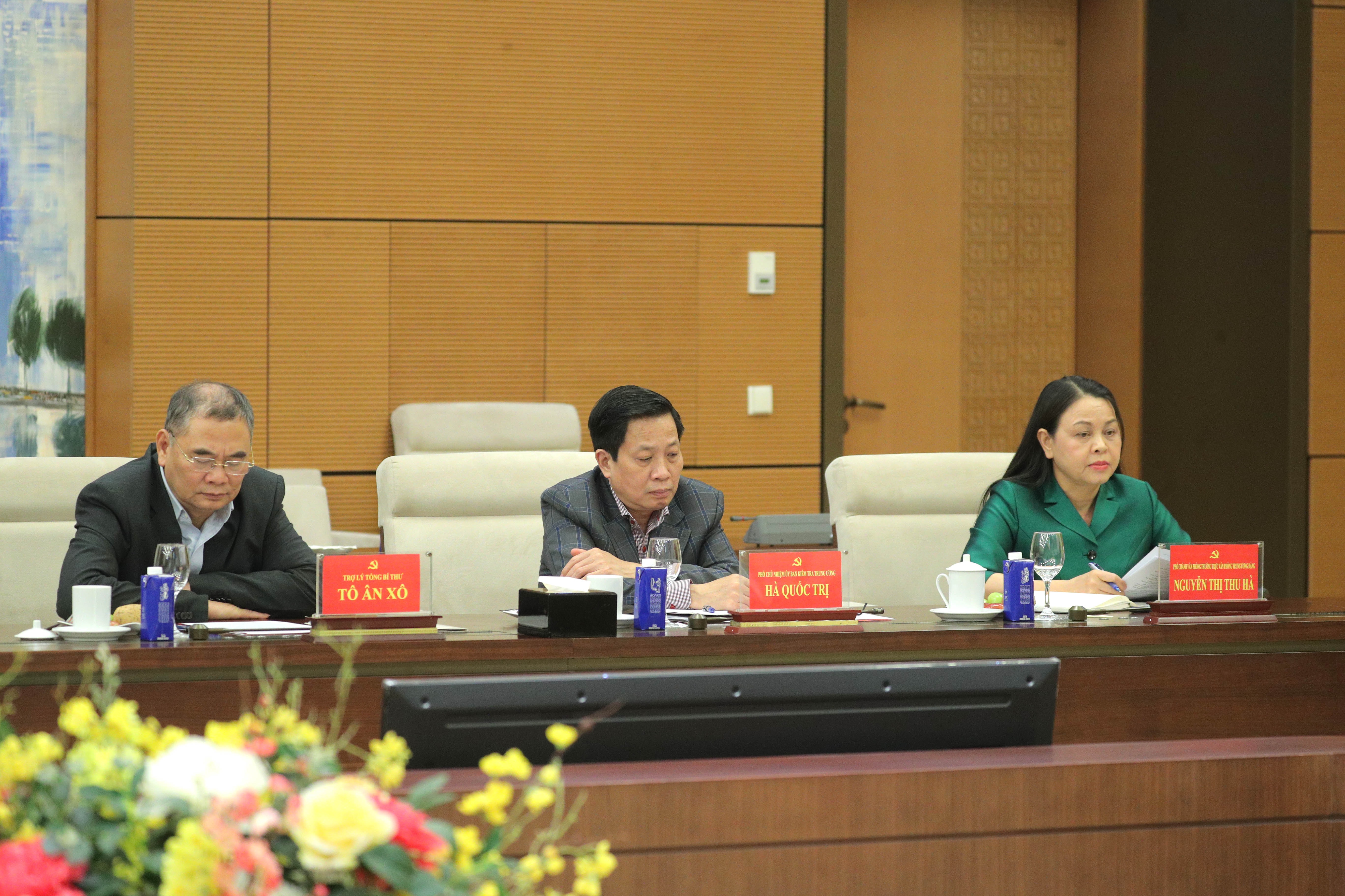 Các đại biểu dự 3