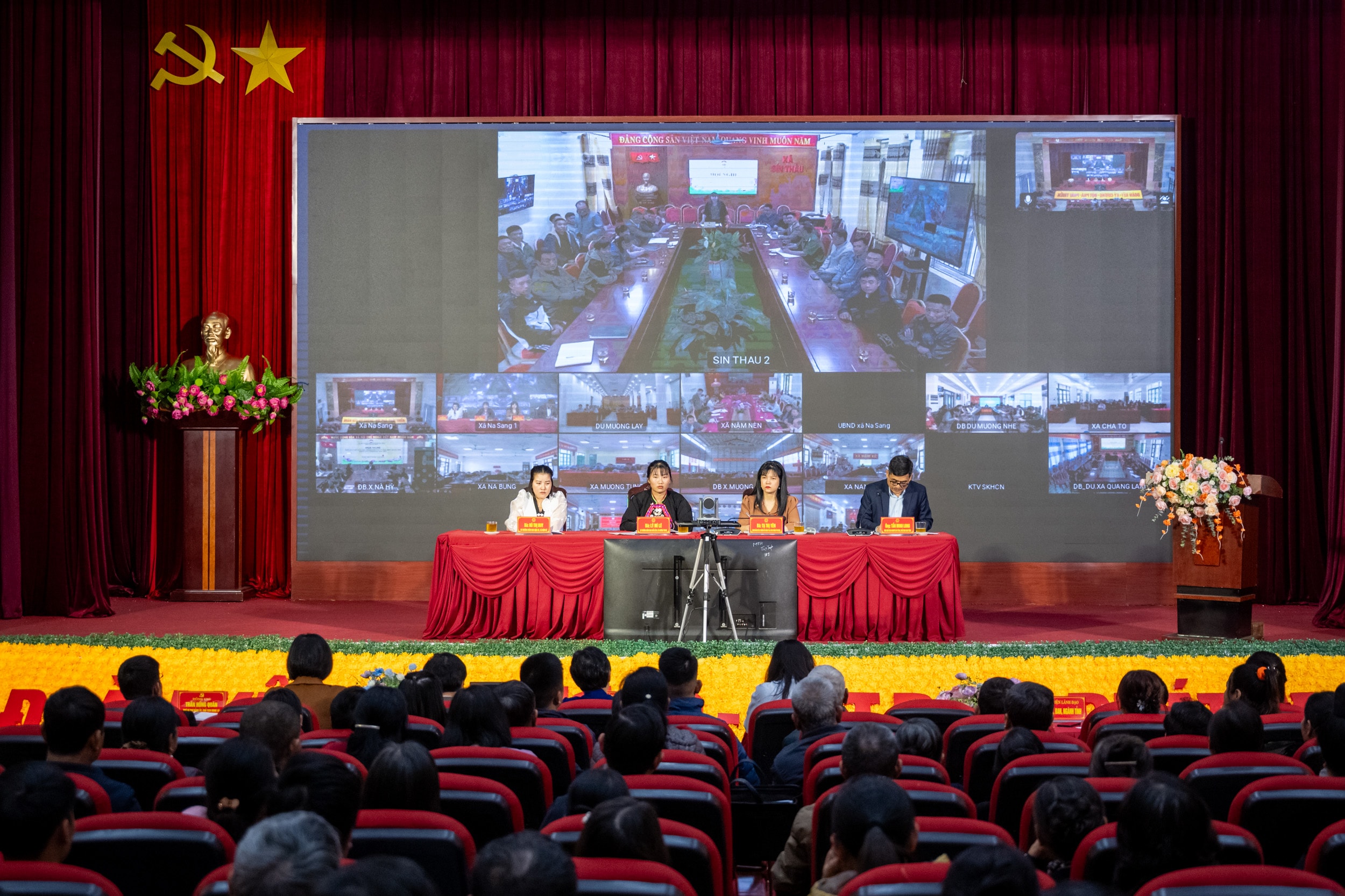 Toàn cảnh hội nghị
