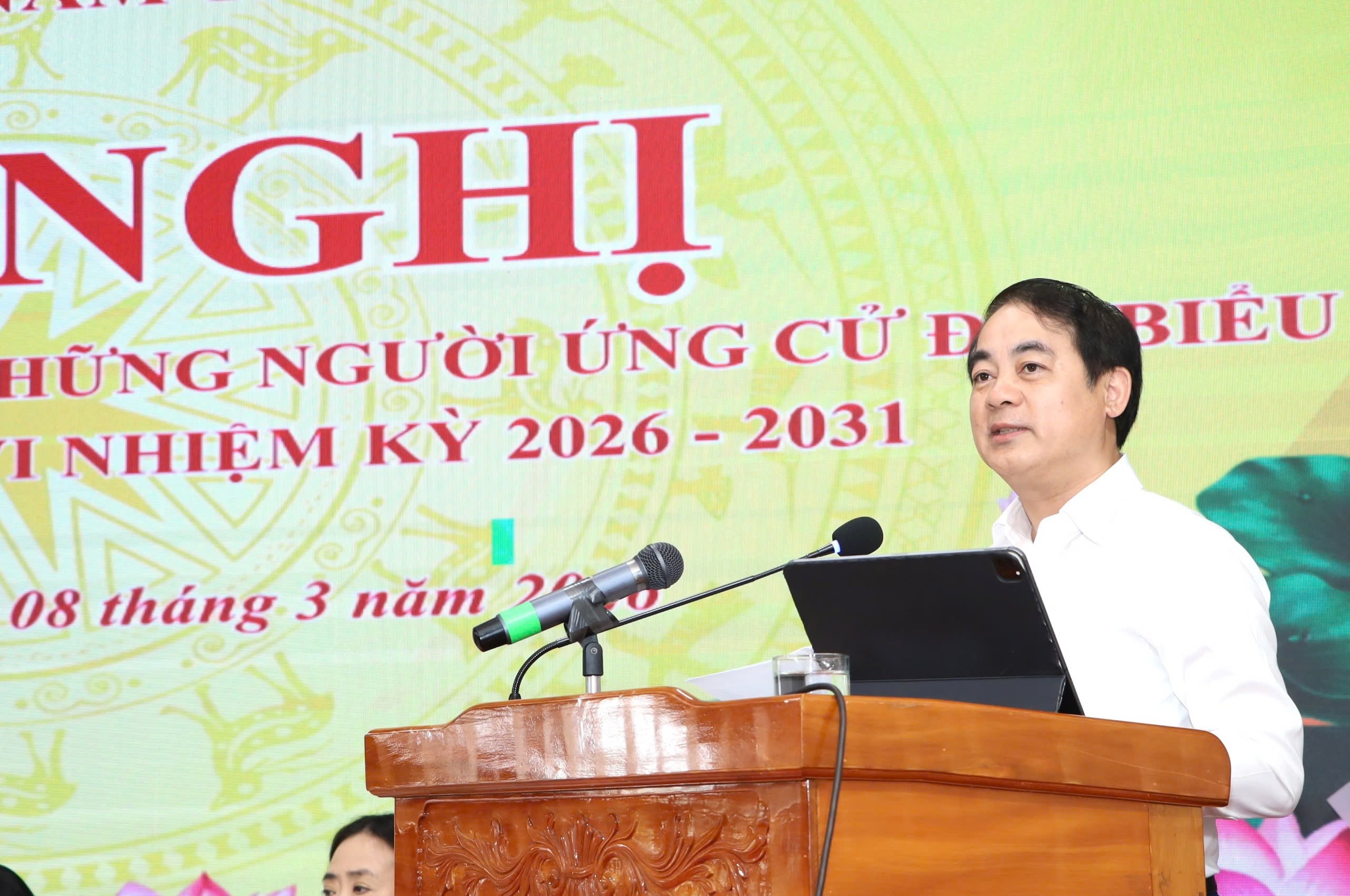 Bí thư Tỉnh ủy Nghiêm Xuân Thành trình bày chương trình hành động
