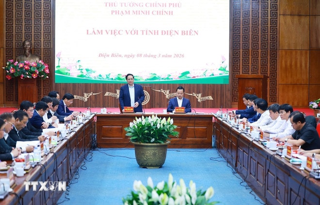 Thủ tướng Phạm Minh Chính làm việc với lãnh đạo tỉnh Điện Biên về tình hình phát triển kinh tế-xã hội. (Ảnh: Dương Giang/TTXVN) ttxvn-thu-tuong-lam-viec-voi-lanh-dao-tinh-dien-bien3.jpg