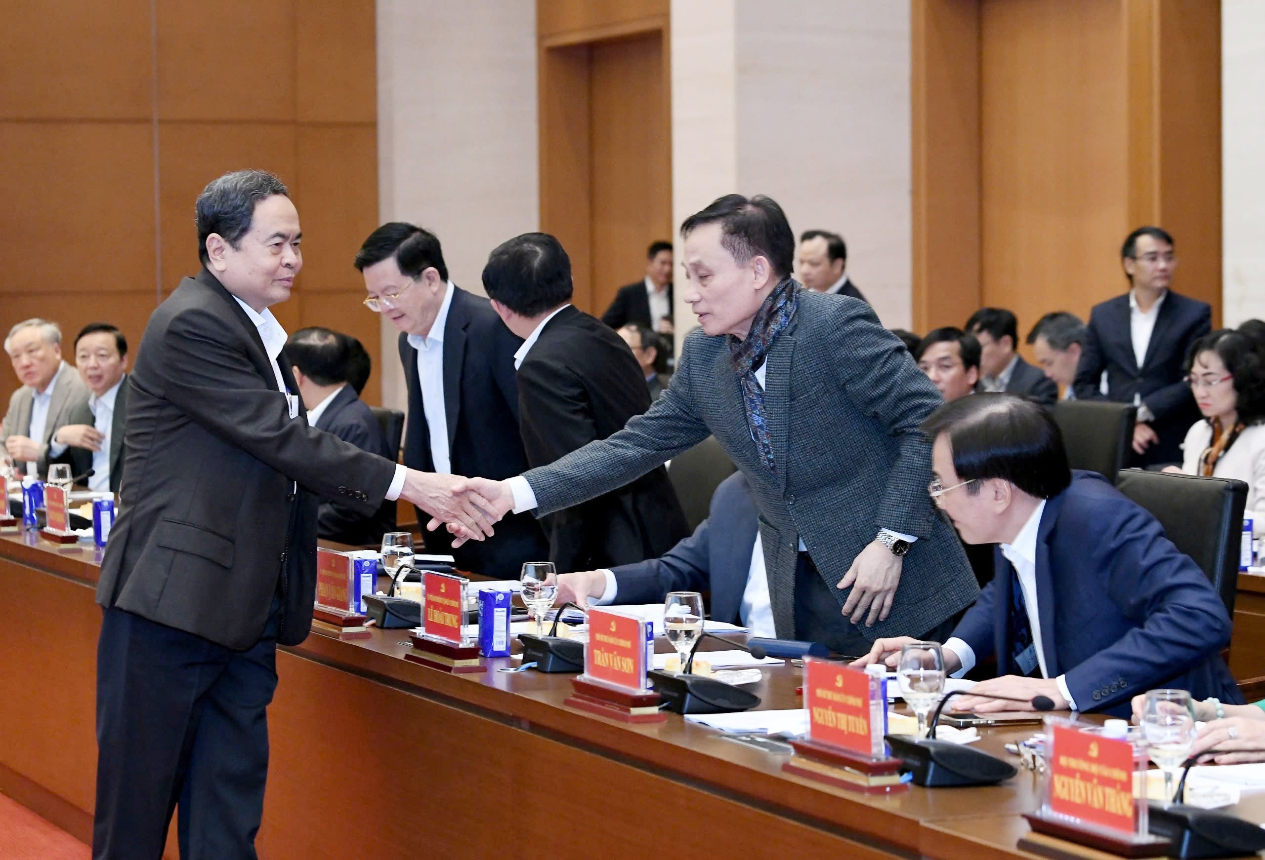 Bí thư Đảng ủy Quốc hội, Chủ tịch Quốc hội Trần Thanh Mẫn với Bộ trưởng Bộ Ngoại giao Lê Hoài Trung