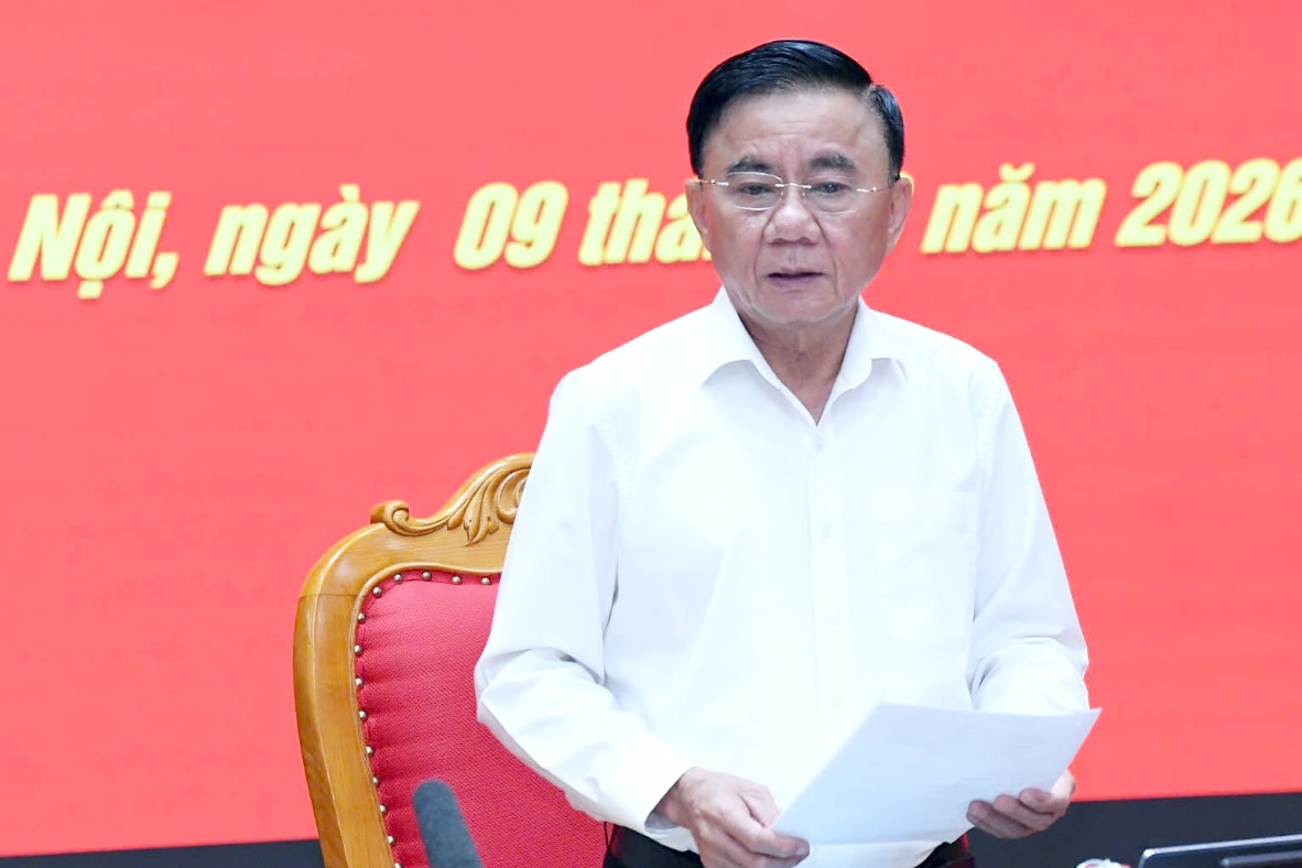 Thường trực Ban Bí thư, Bí thư Đảng ủy các Cơ quan Đảng Trung ương Trần Cẩm Tú phát biểu tại Hội nghị