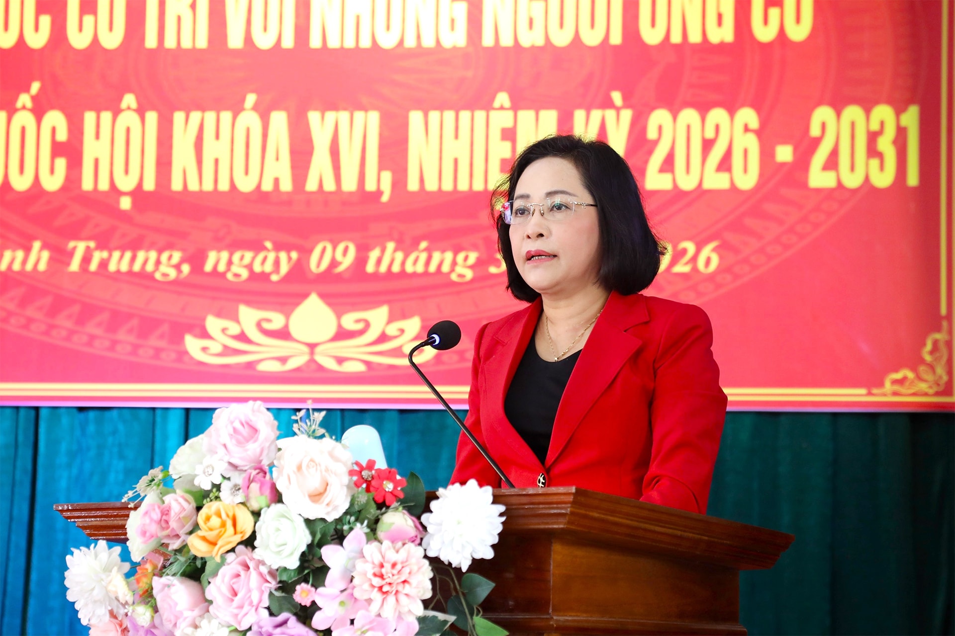 Phó Chủ tịch Quốc hội Nguyễn Thị Thanh, người ứng cử đại biểu Quốc hội Khóa XVI trình bày Chương trình hành động