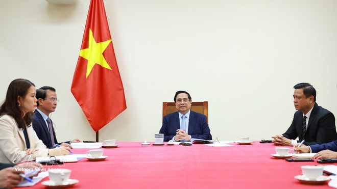 Prime Minister Pham Minh Chinh holds phone talks with the Prime Minister and Minister of Foreign Affairs of the State of Qatar, Sheikh Mohammed bin Abdulrahman bin Jassim Al-Thani. (Photo: VNA) vnanet-qatar.jpg