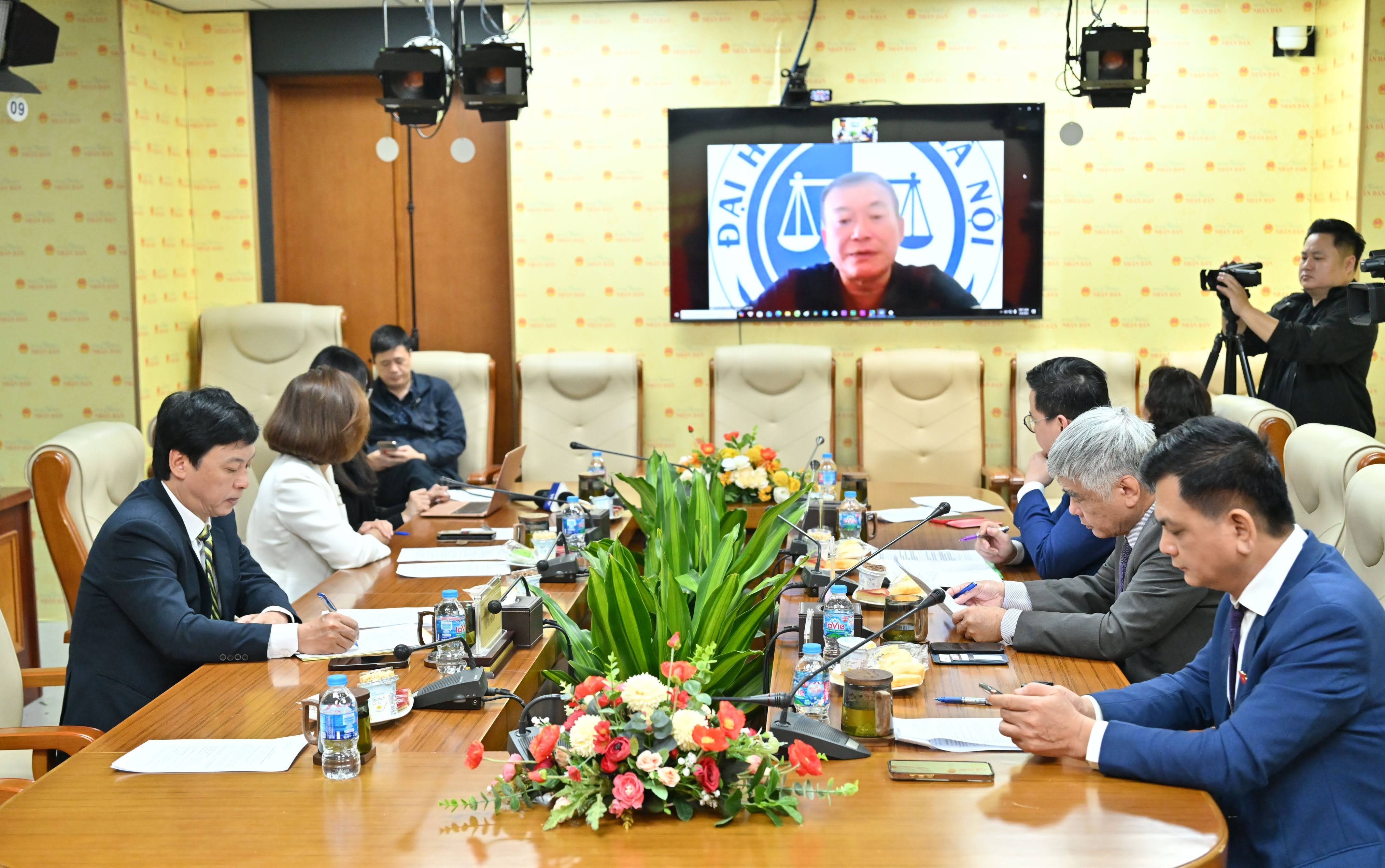 Toàn cảnh tọa đàm