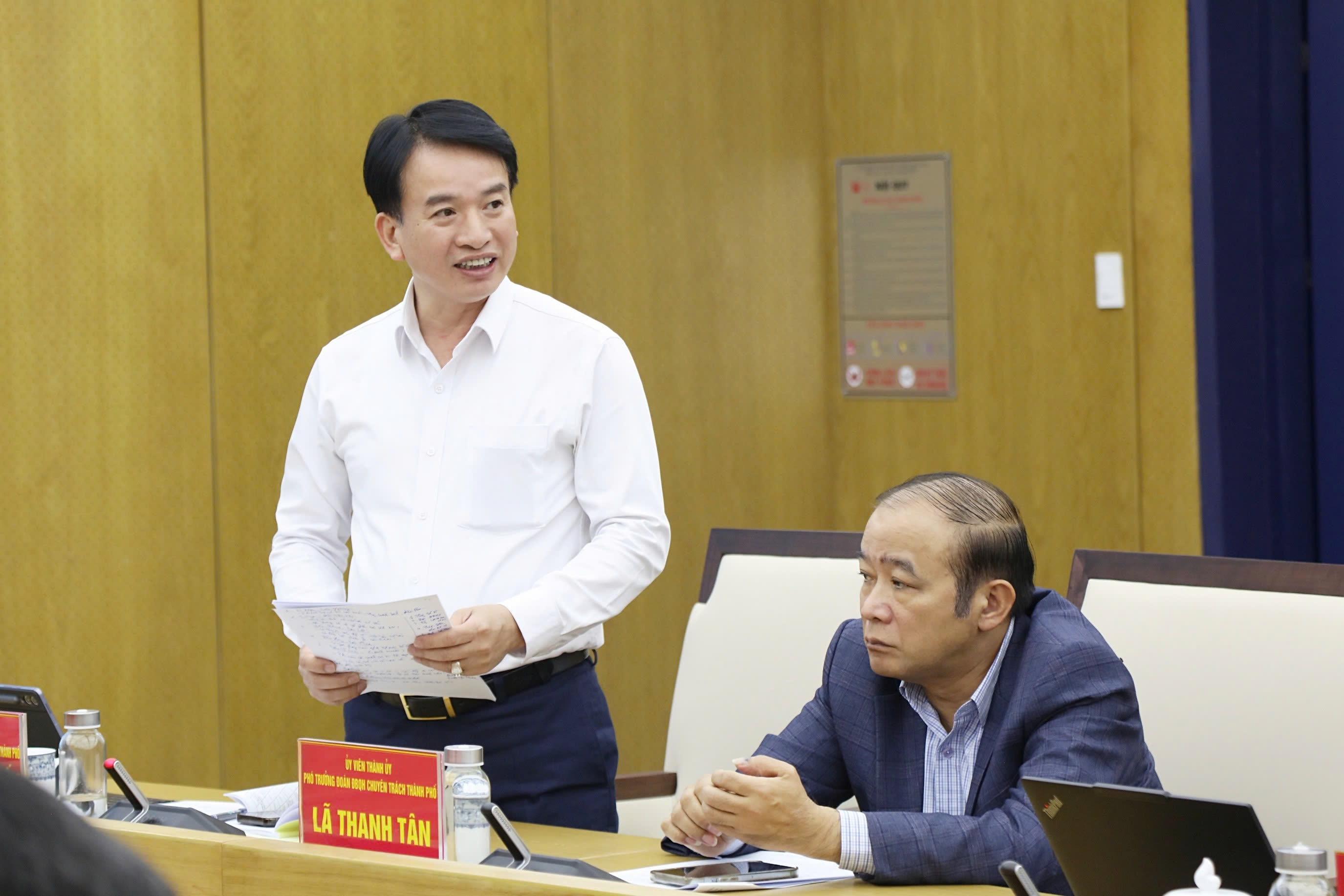 Phó Chủ tịch Thường trực Ủy ban MTTQ thành phố Hải Phòng Nguyễn Đức Tuấn, Phó Chủ tịch Ủy ban bầu cử thành phố phát biểu