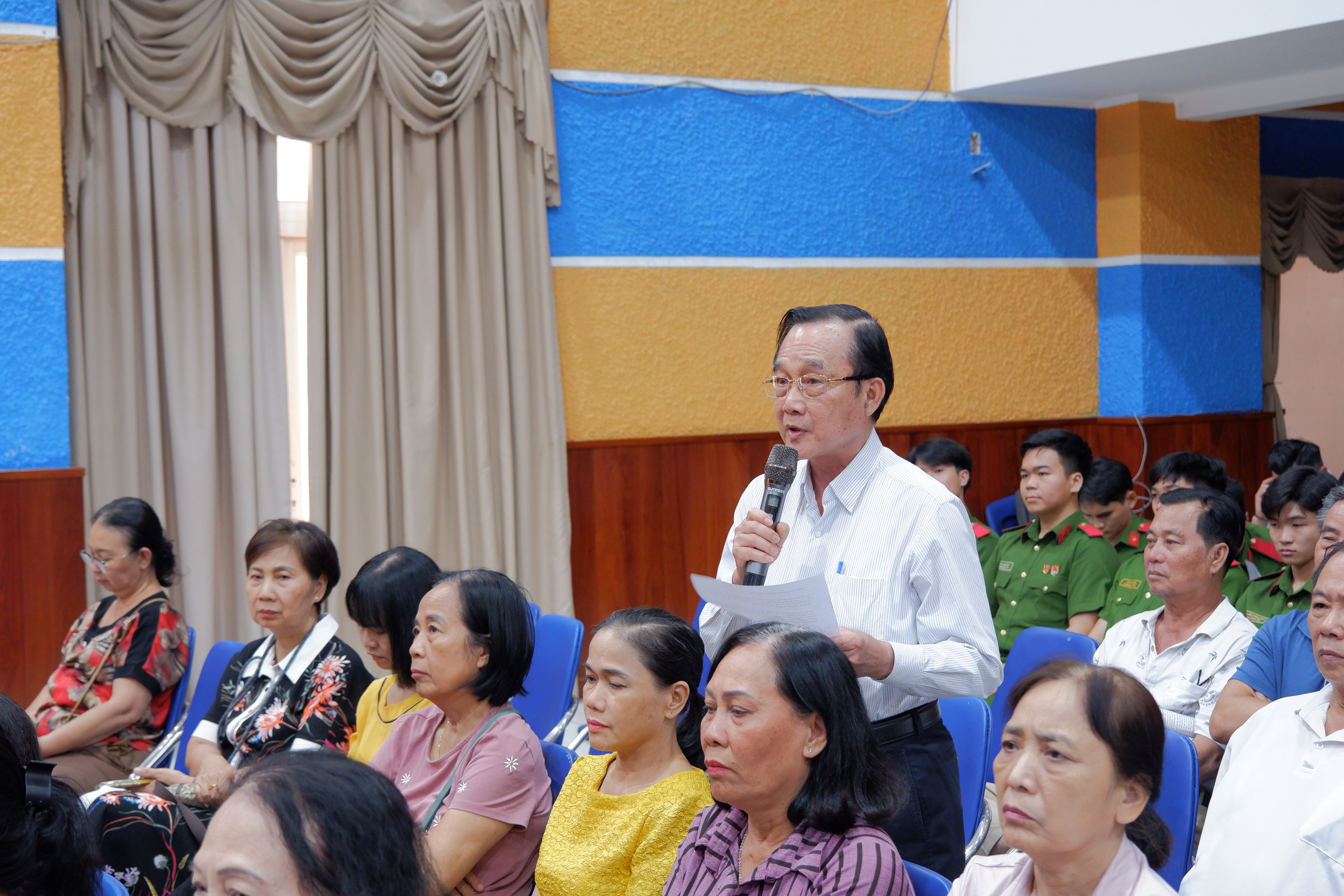 Cử tri gửi gắm niềm tin lớn vào HĐND và đại biểu HĐND thành phố nhiệm kỳ 2026 - 2031. Ảnh: Hoa Lê