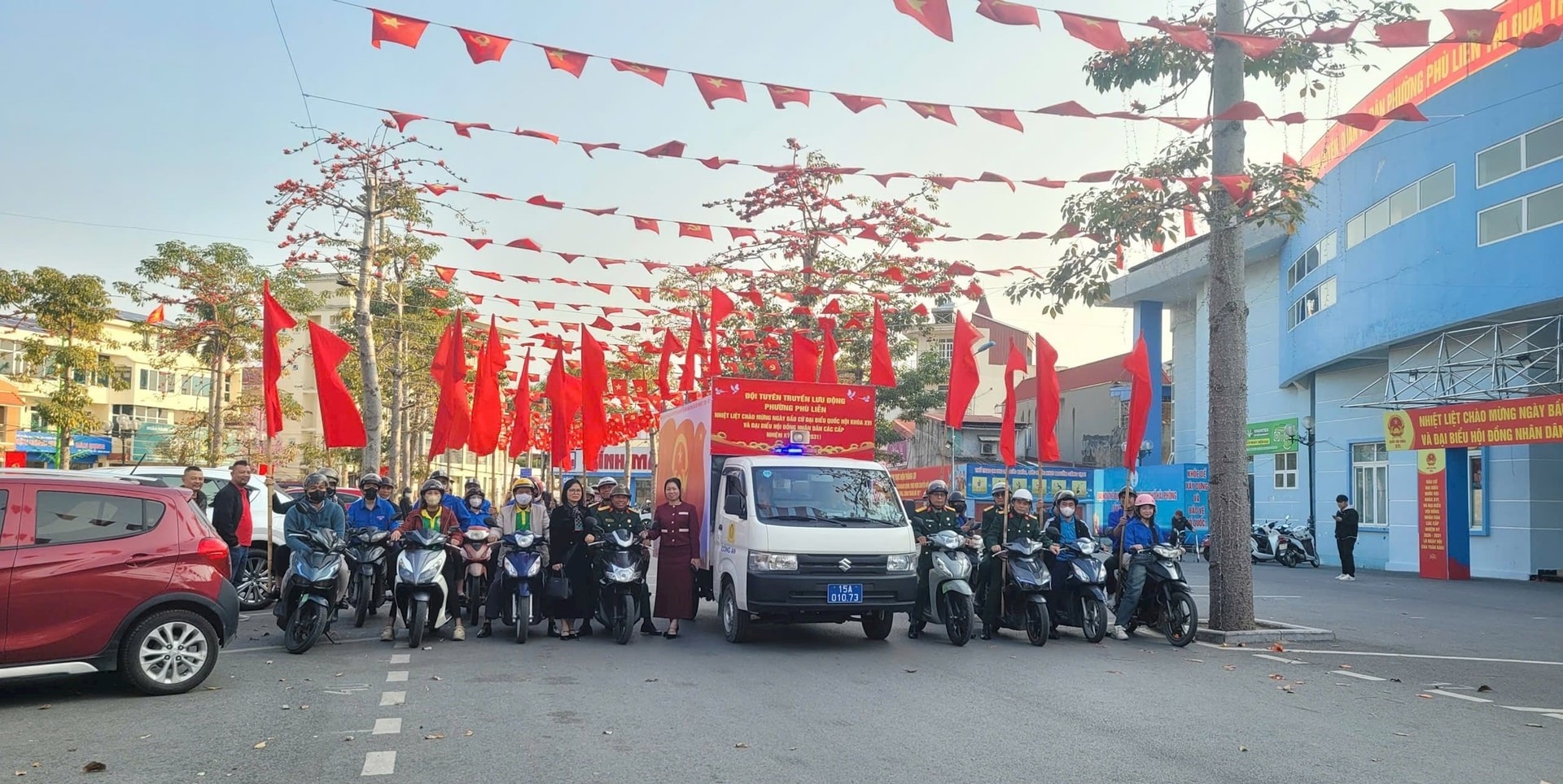 Phường Phù Liễn tổ chức ra quân tuyên truyền lưu động về cuộc bầu cử đại biểu Quốc hội khóa XVI và đại biểu HĐND các cấp nhiệm kỳ 2026 - 2031. Ảnh Hải Minh