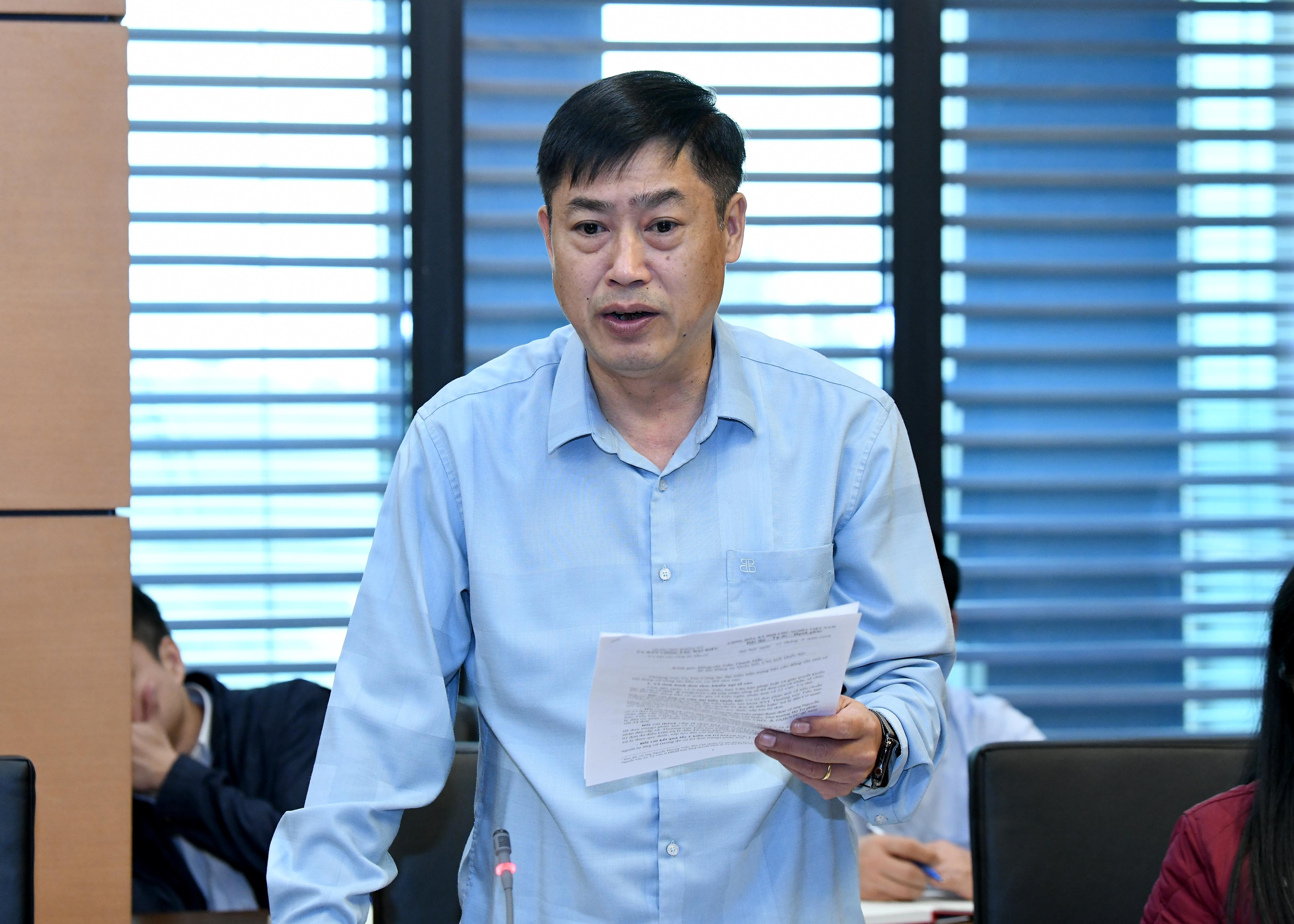 Chủ nhiệm Ủy ban Công tác Đại biểu Nguyễn Hữu Đông