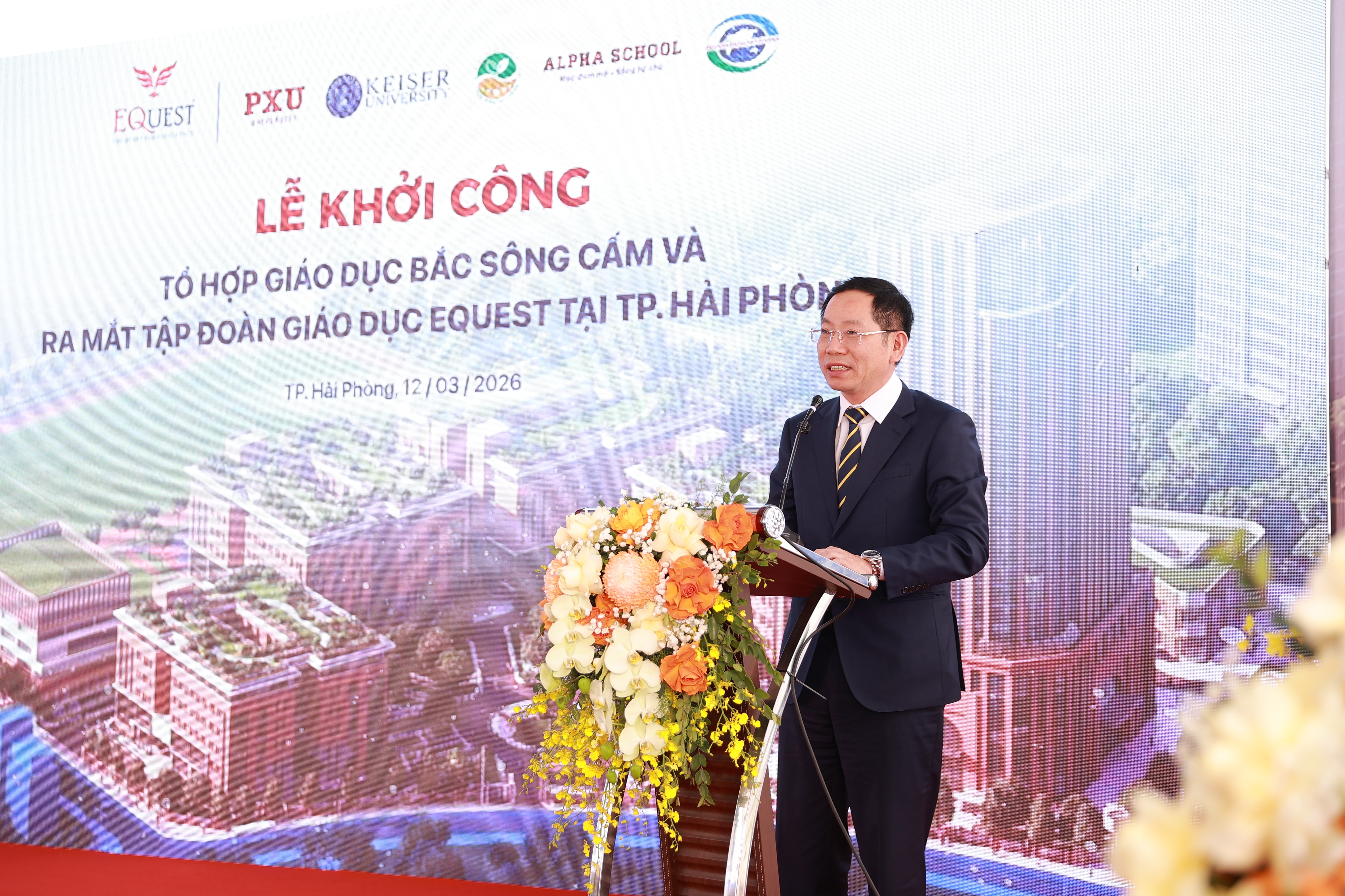 Ông Vũ Tiến Phụng, Ủy viên Ban Thường vụ Thành ủy, Phó Chủ tịch UBND TP Hải Phòng phát biểu tại sự kiện
