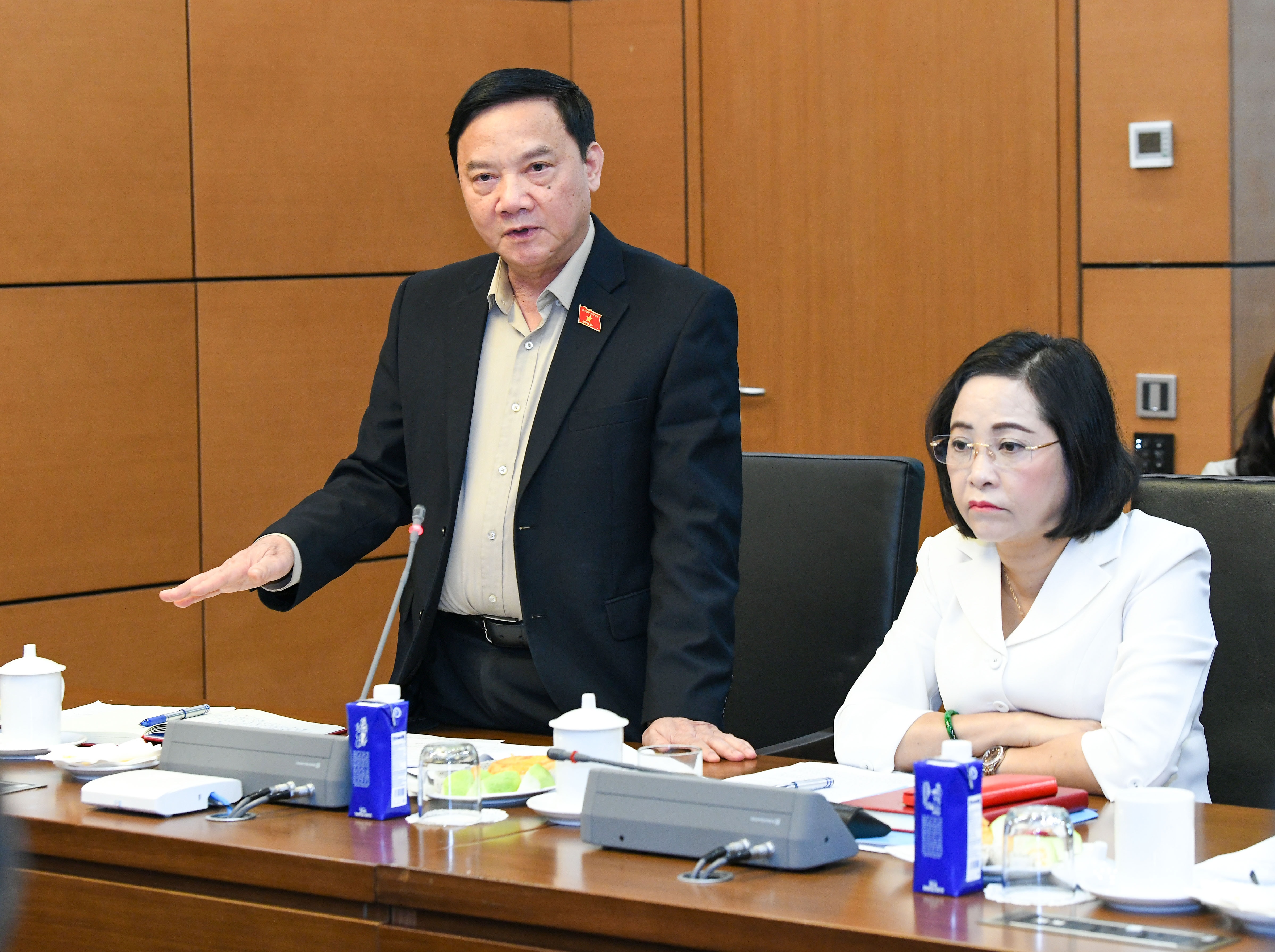 Phó chủ tịch QH Nguyễn Khắc Định