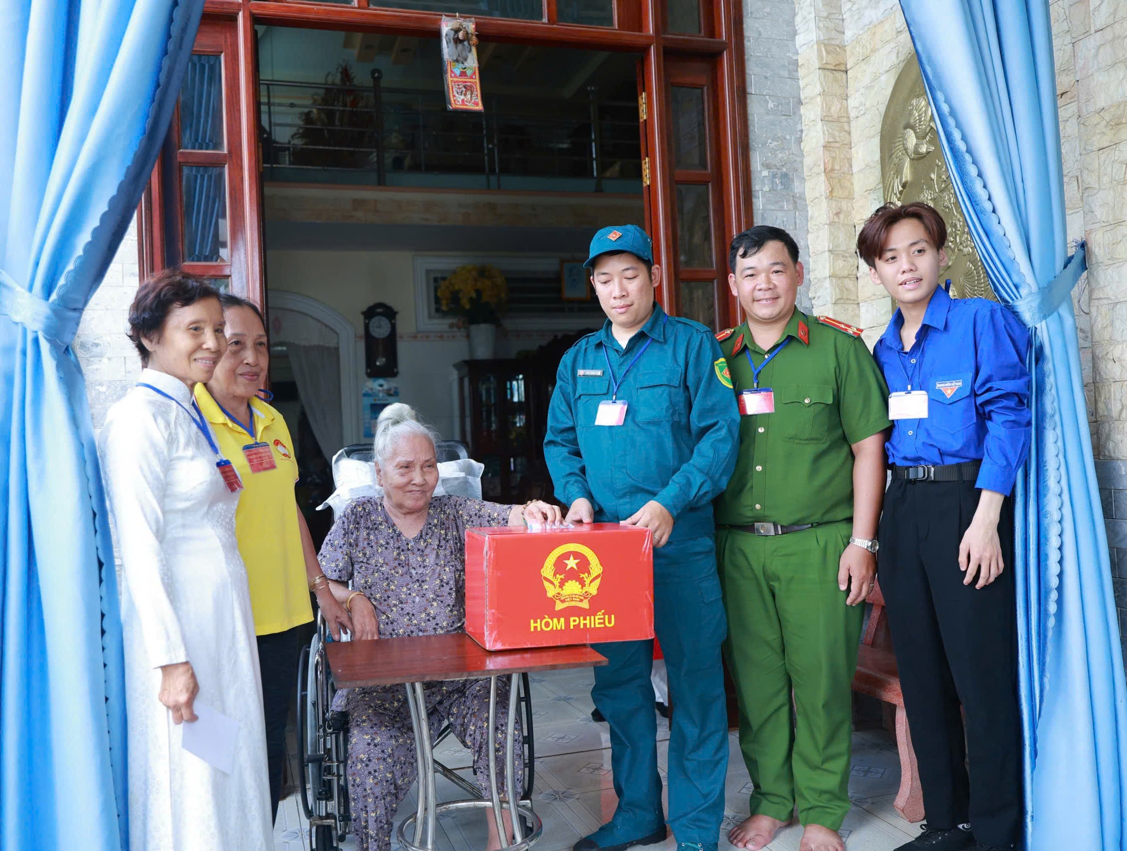 cử tri 1